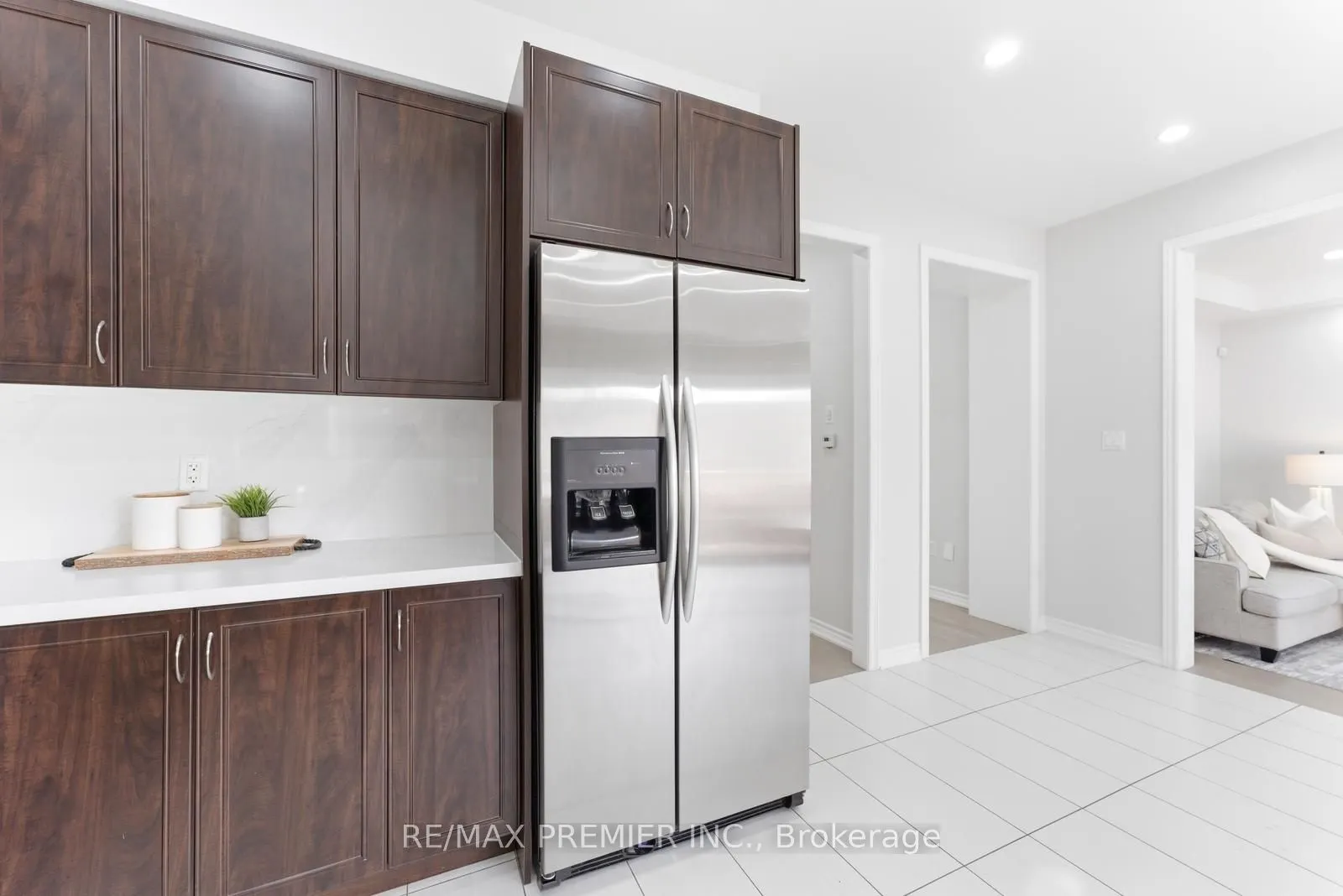 122 Mckenzie Way