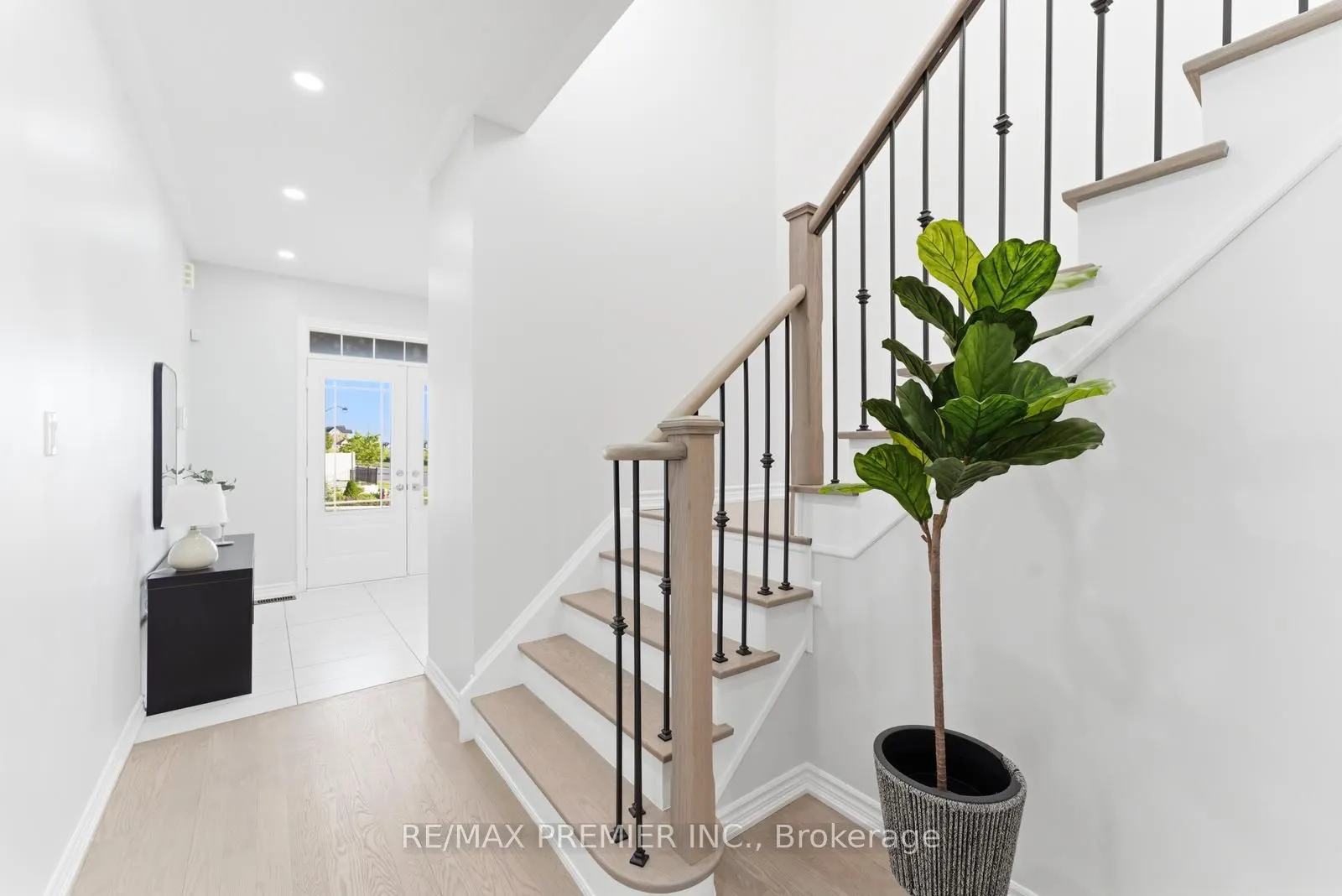 122 Mckenzie Way