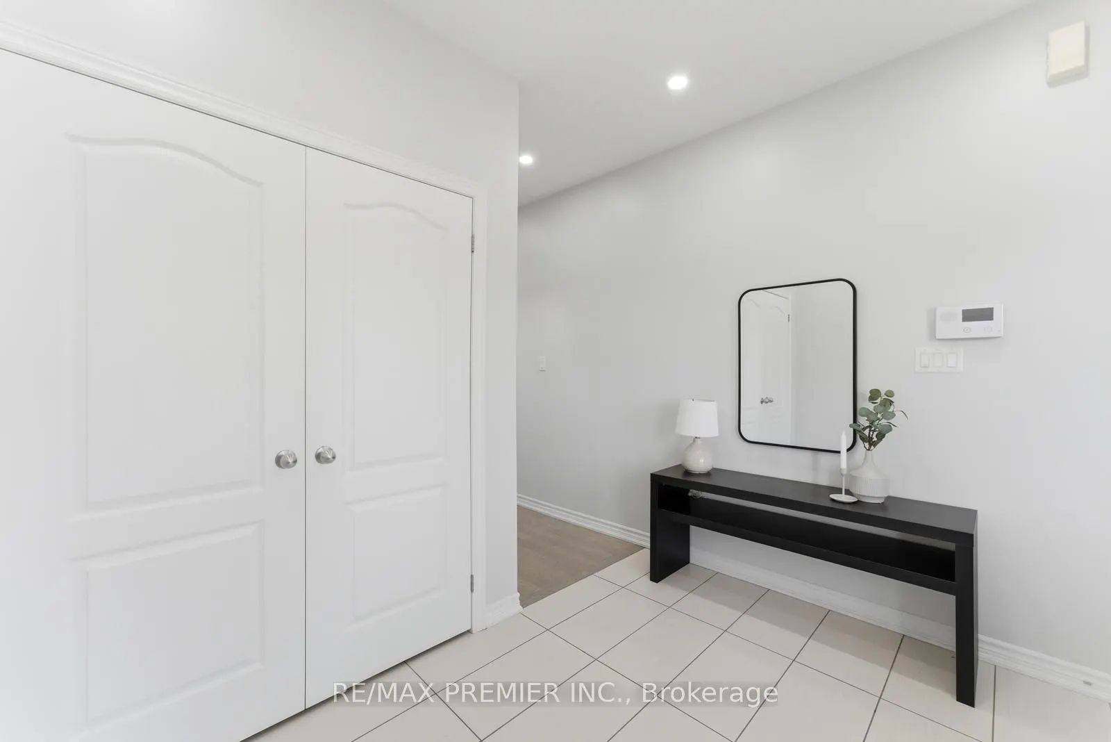 122 Mckenzie Way