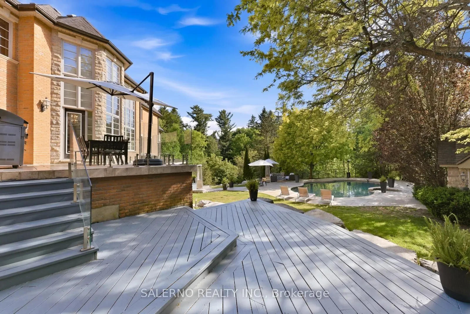 32 Daleview Court
