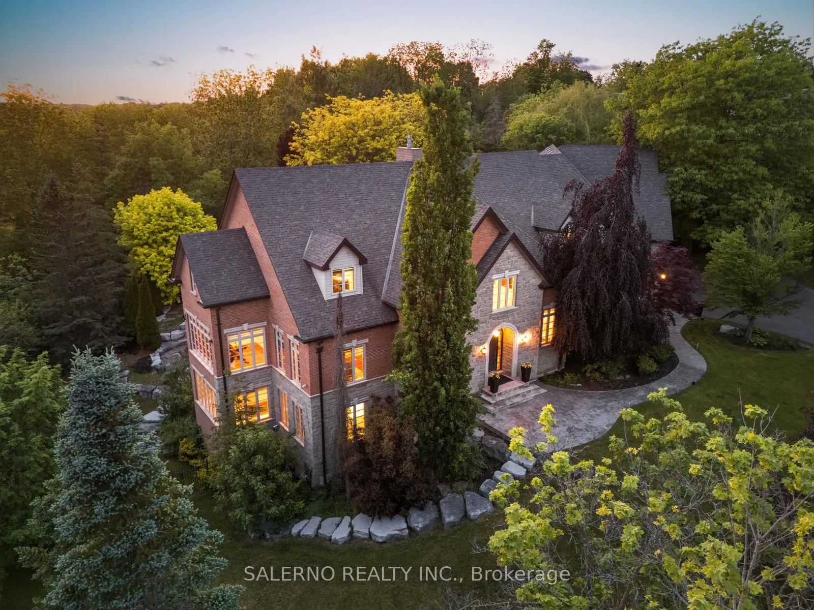 32 Daleview Court