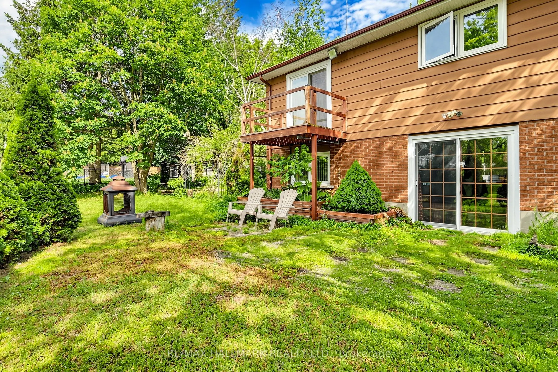 5193 Aurora Road