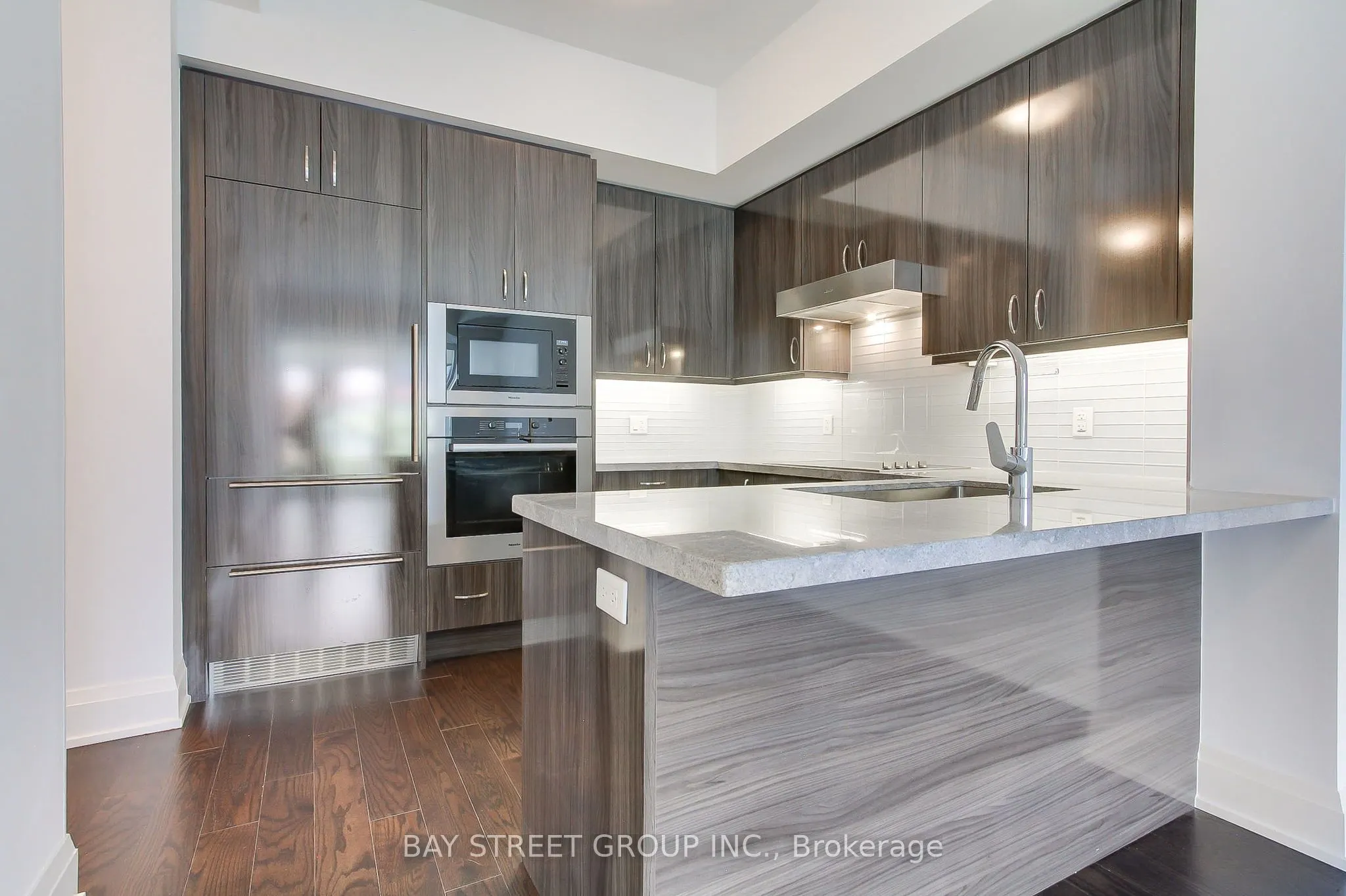 20 Fred Varley Drive #312