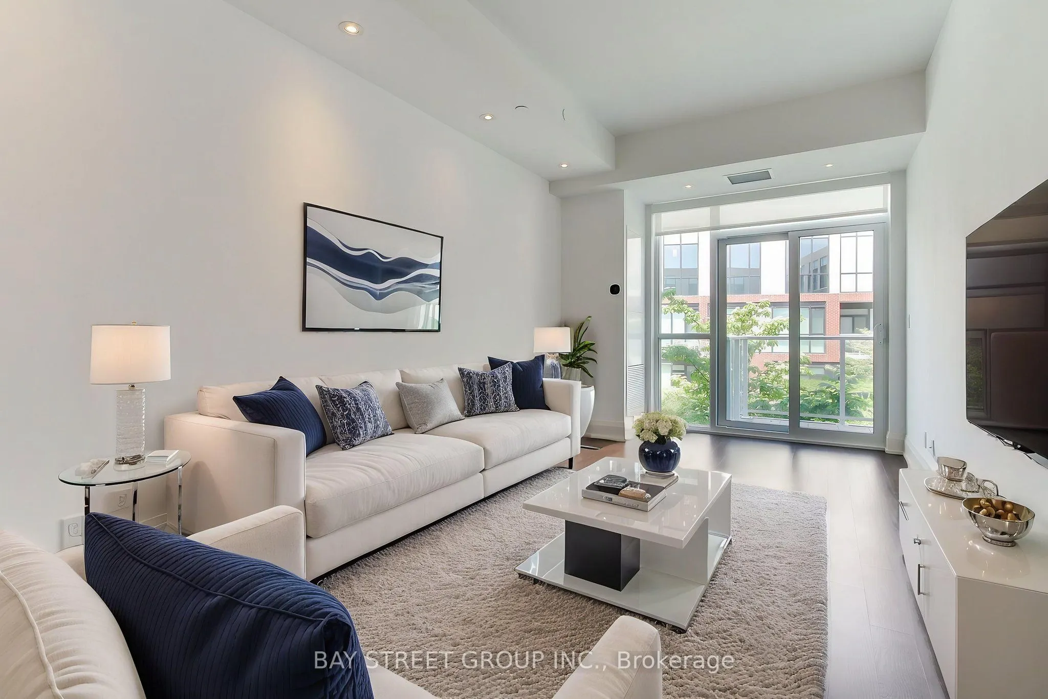 20 Fred Varley Drive #312