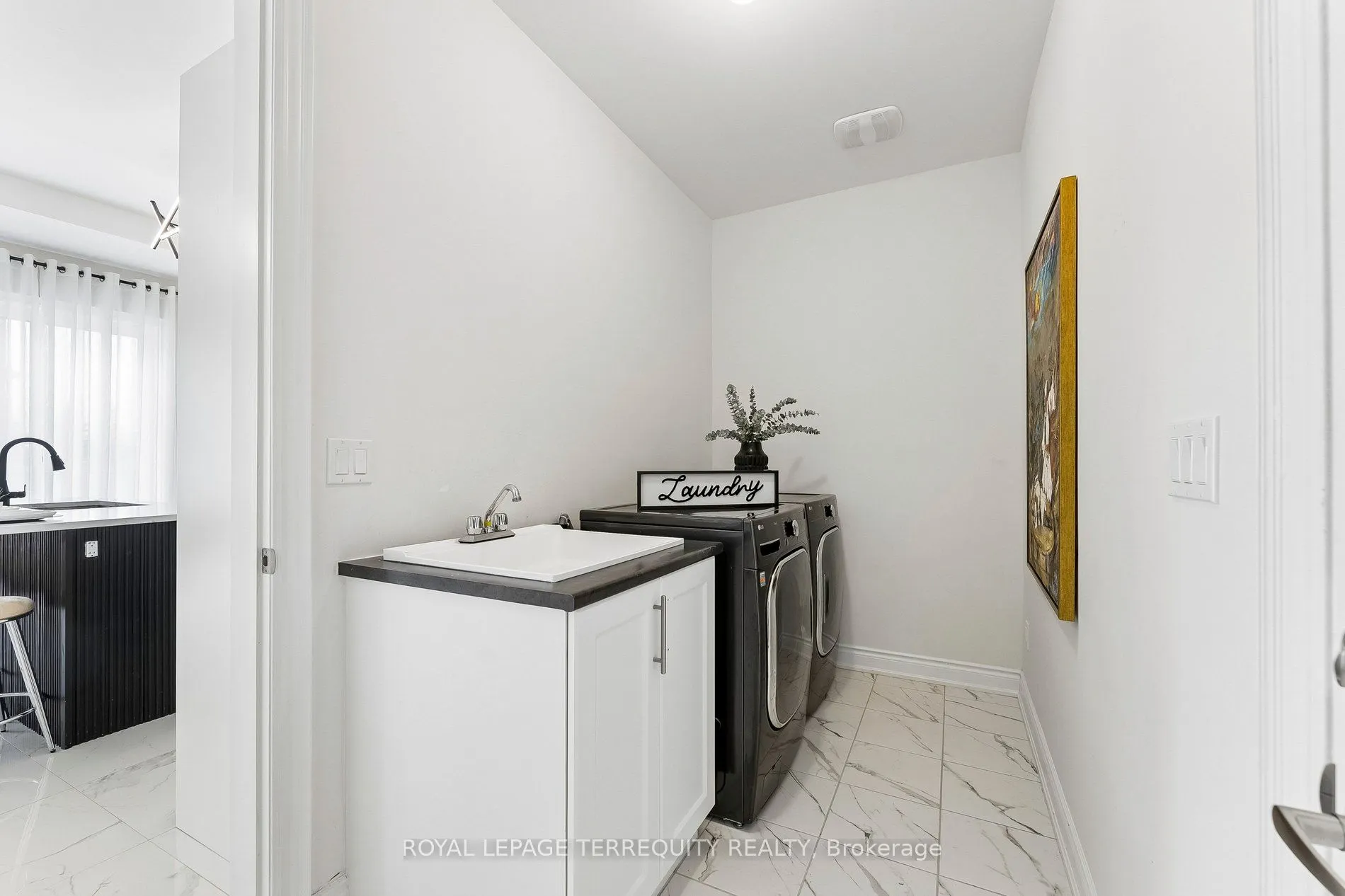 7 Ballanview Court