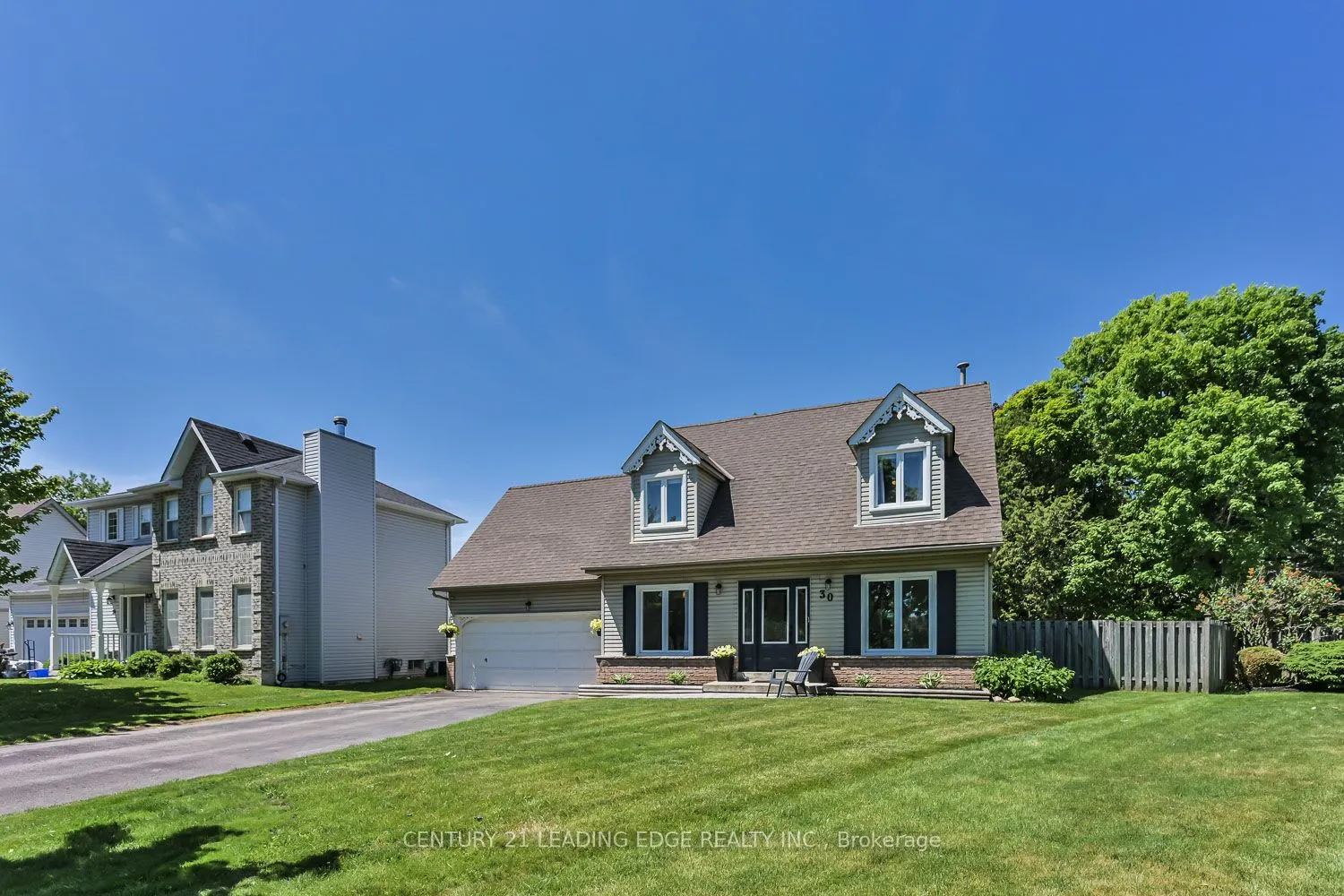 30 McGuire Crescent