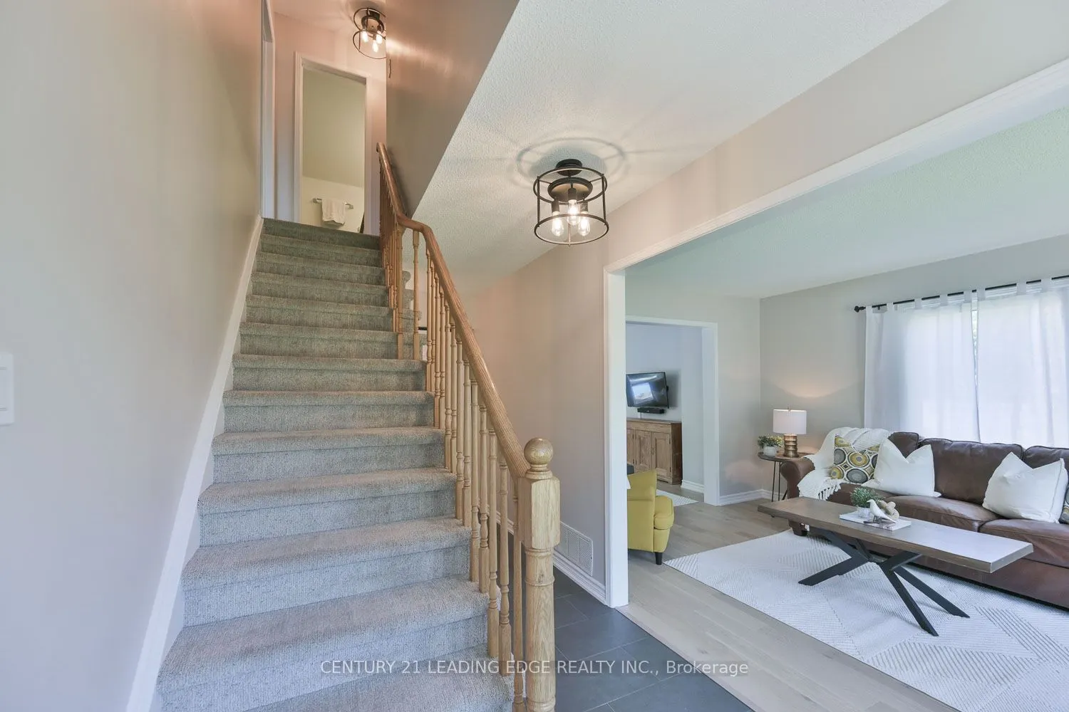 30 McGuire Crescent