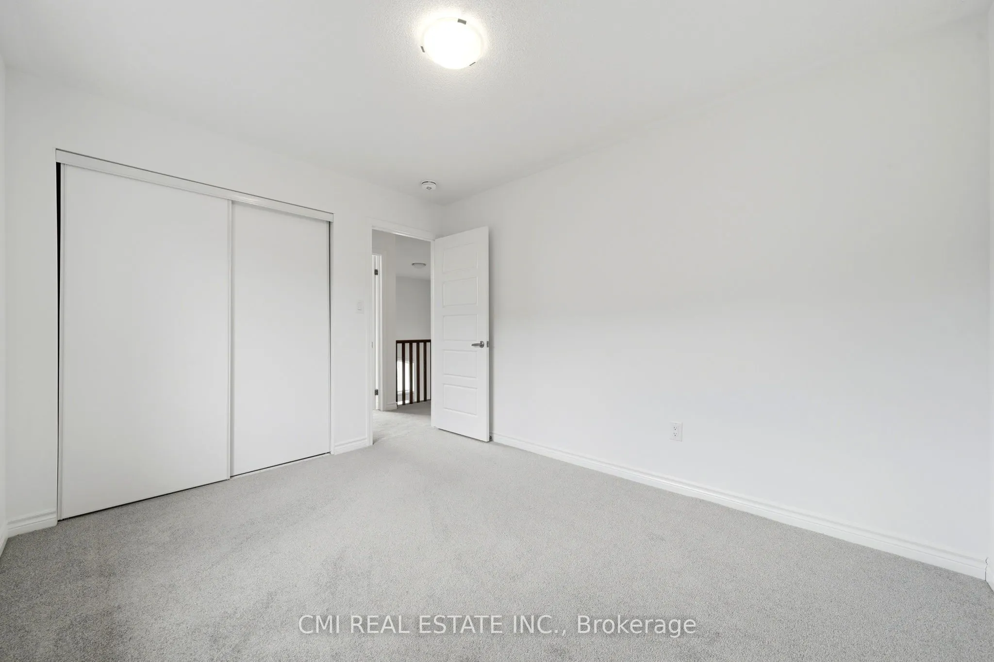 656 Newlove Street