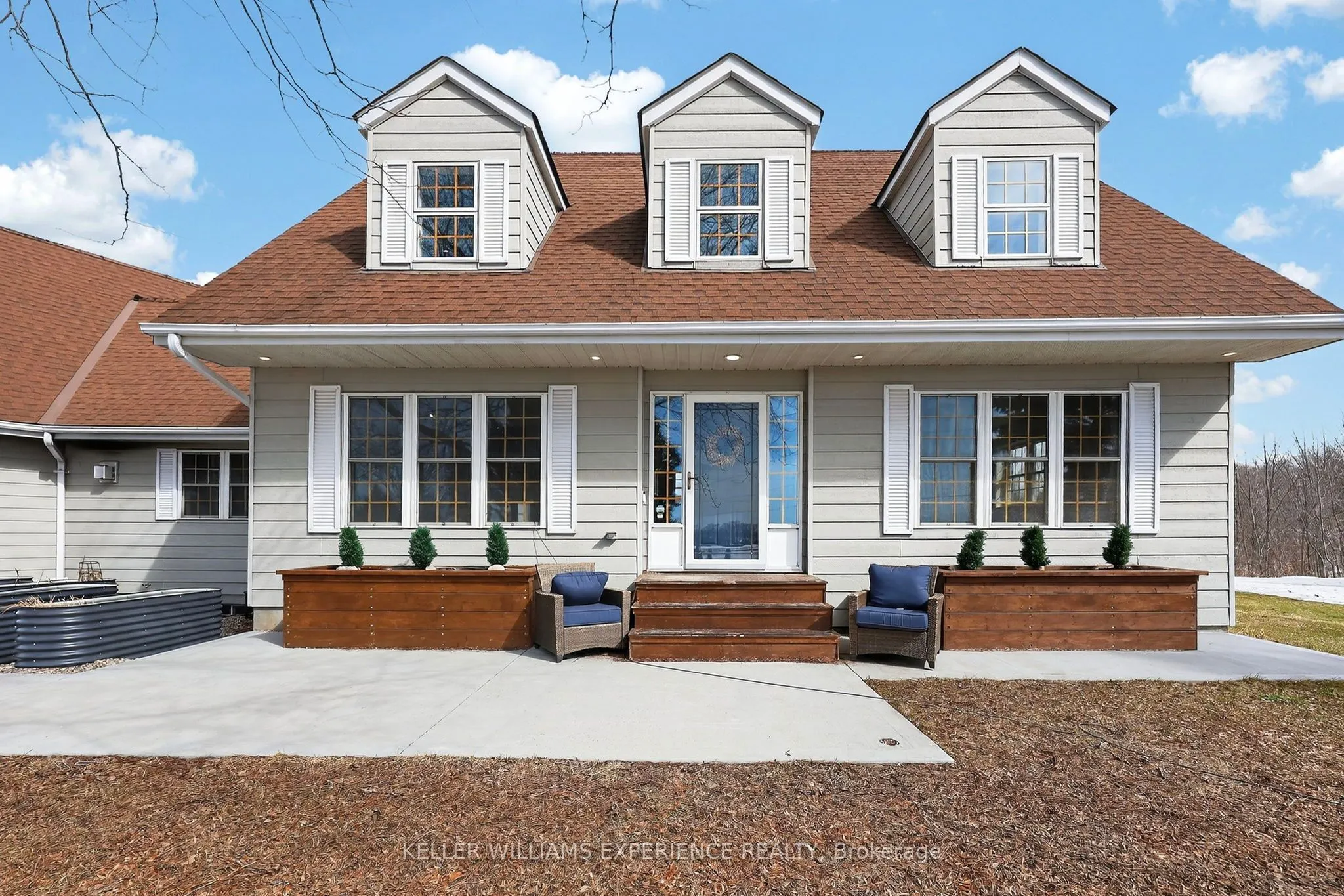 2 Algonquin Heights Court