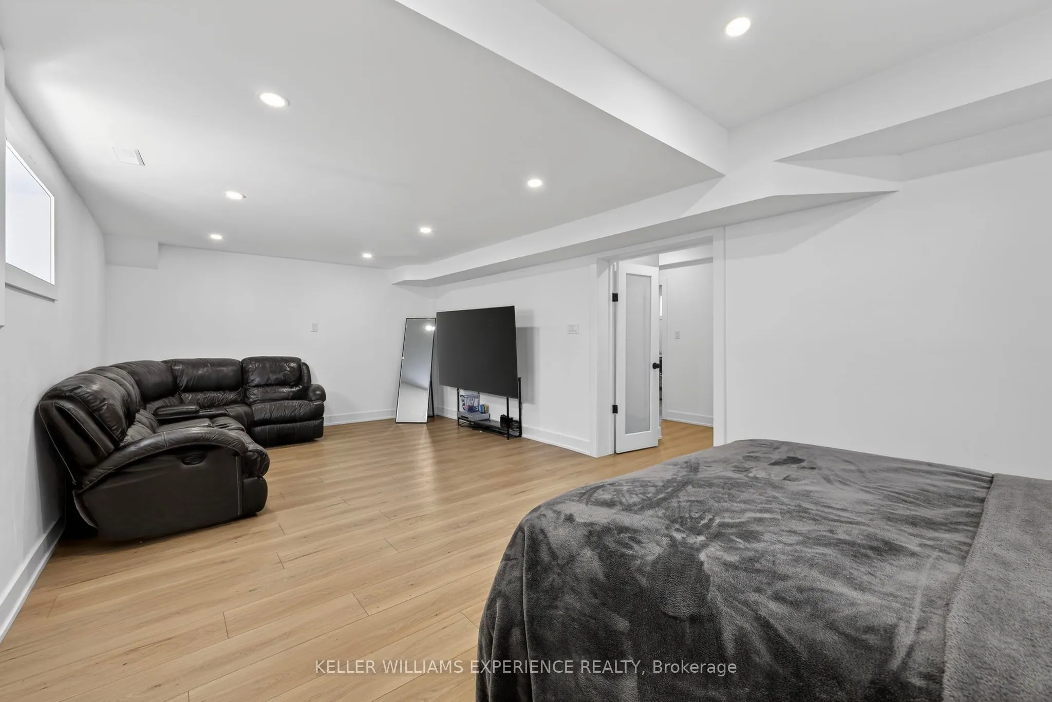 2 Algonquin Heights Court