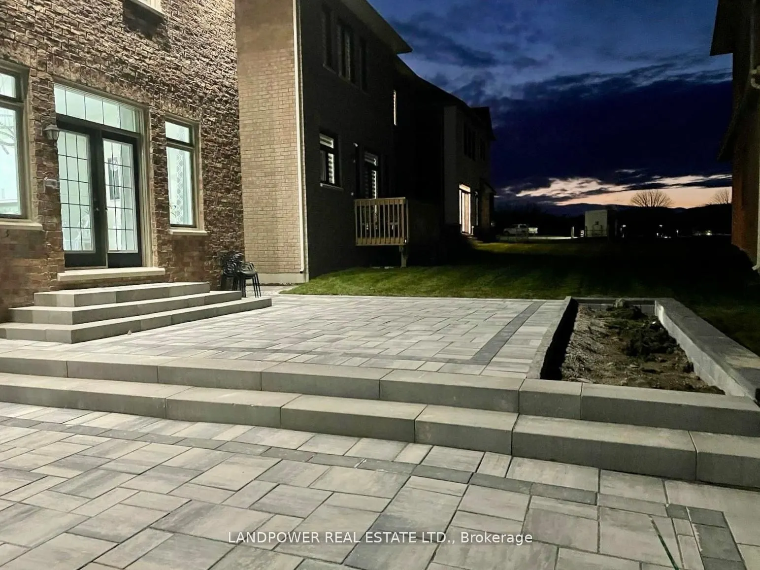 20 Tesla Crescent