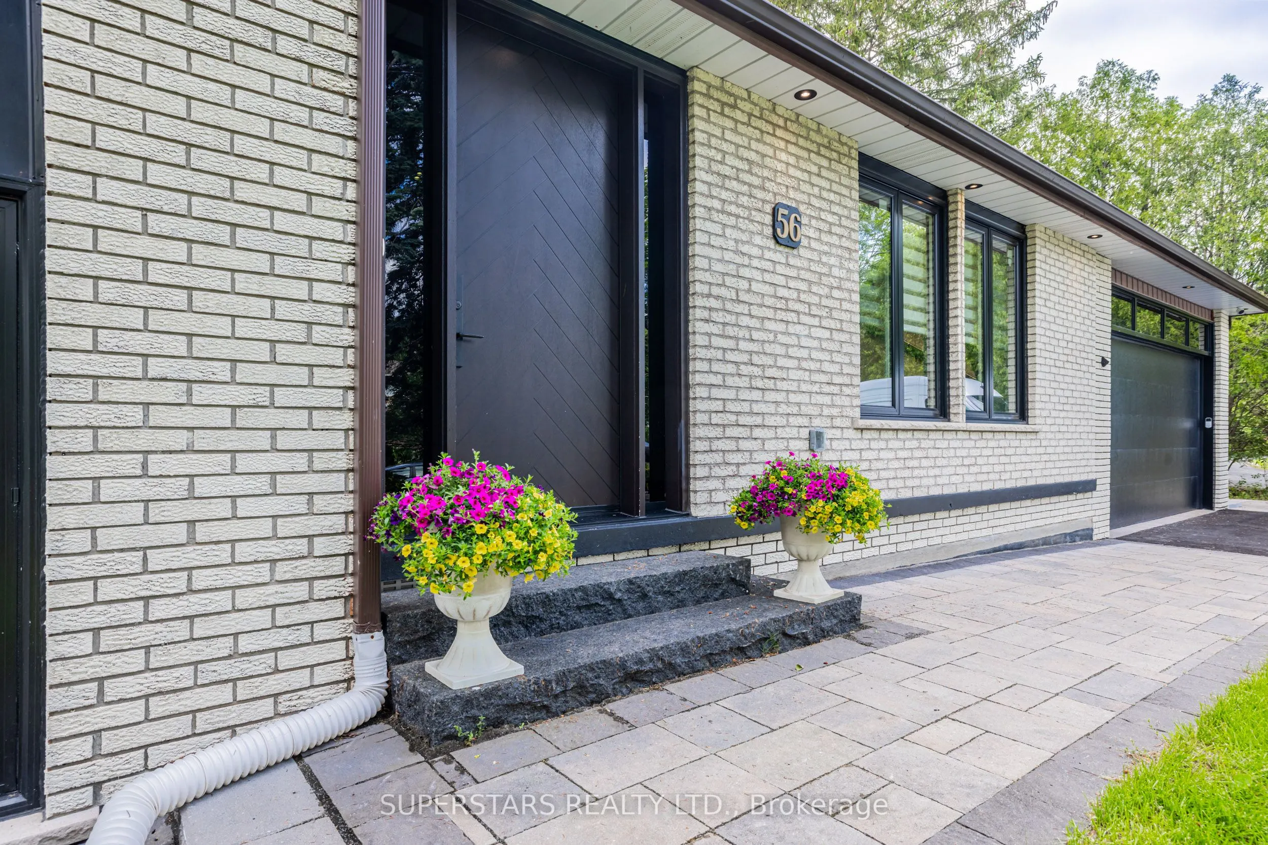 56 Cynthia Crescent
