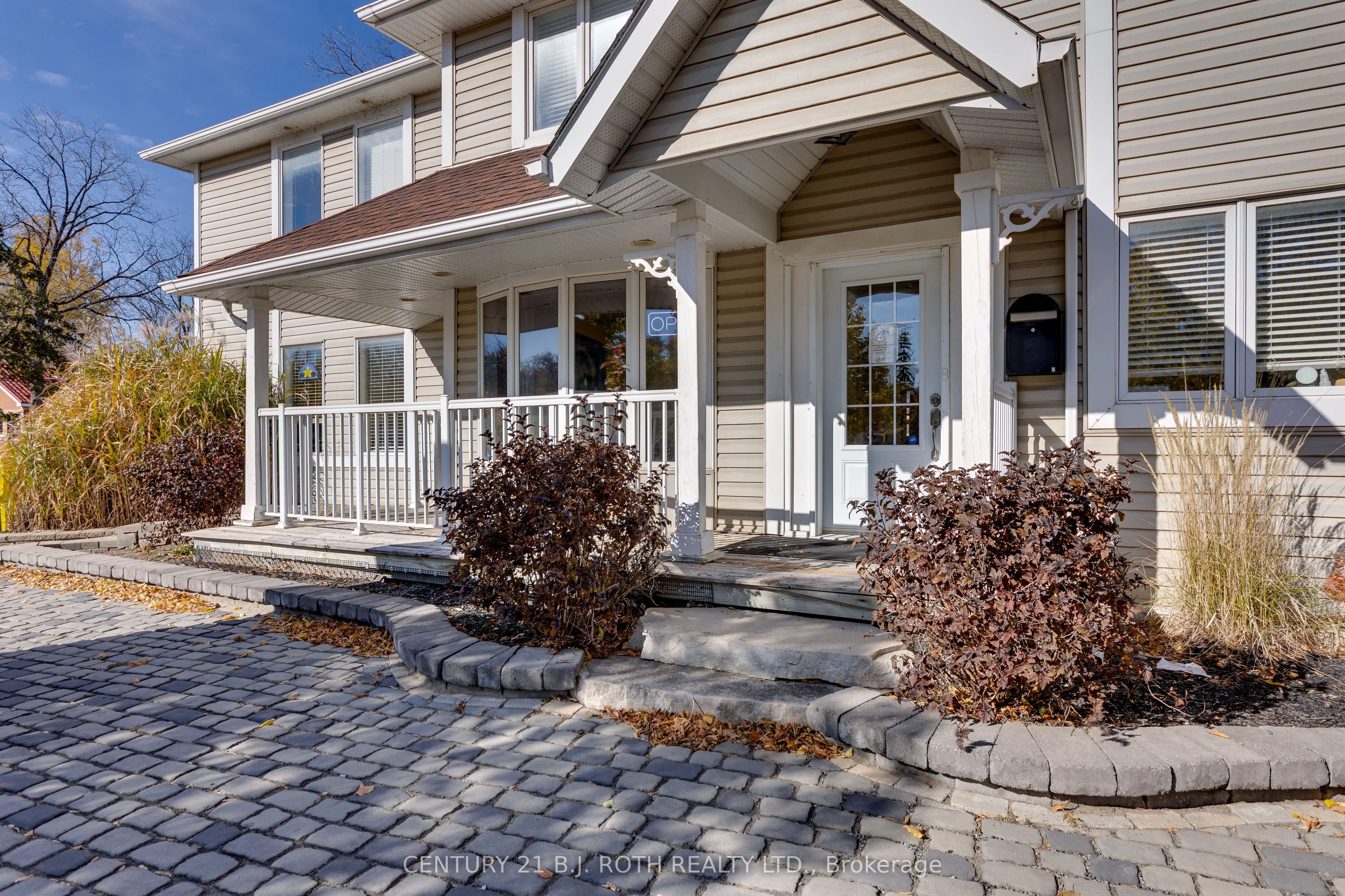 888 Innisfil Beach Road