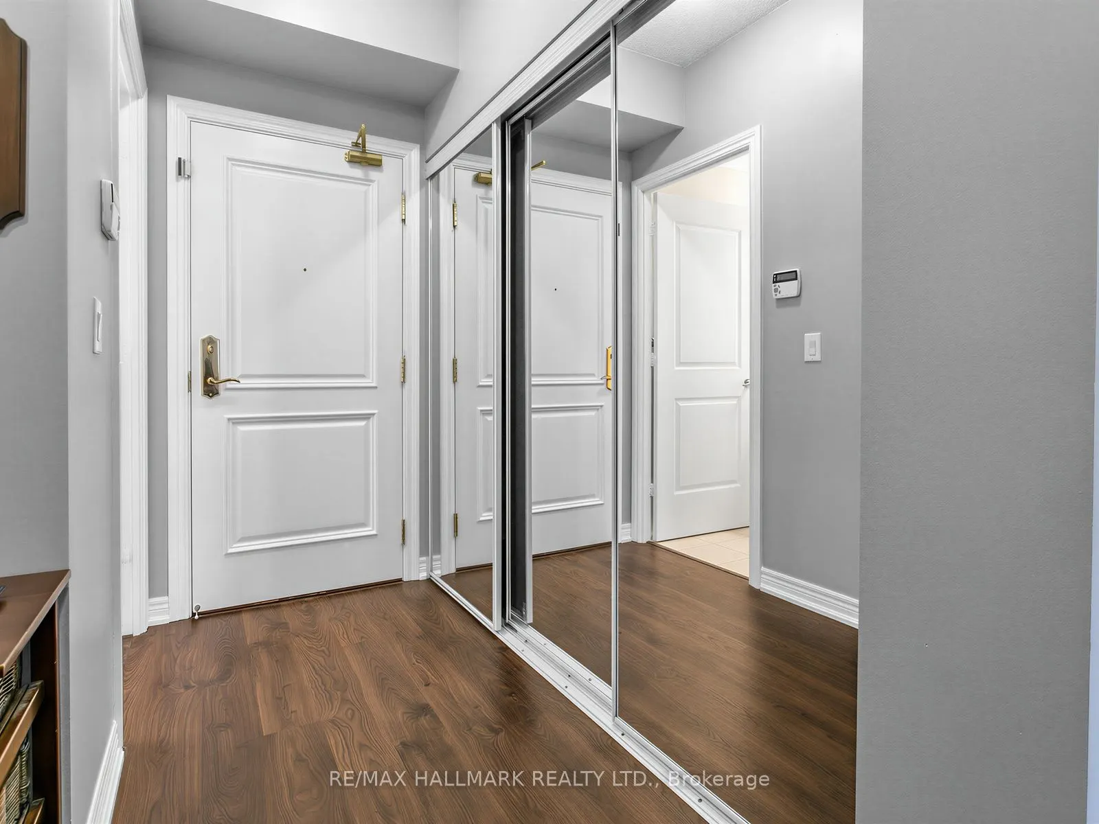 9245 Jane Street #303