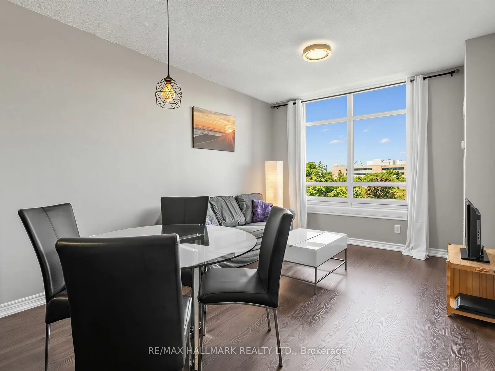 9245 Jane Street #303