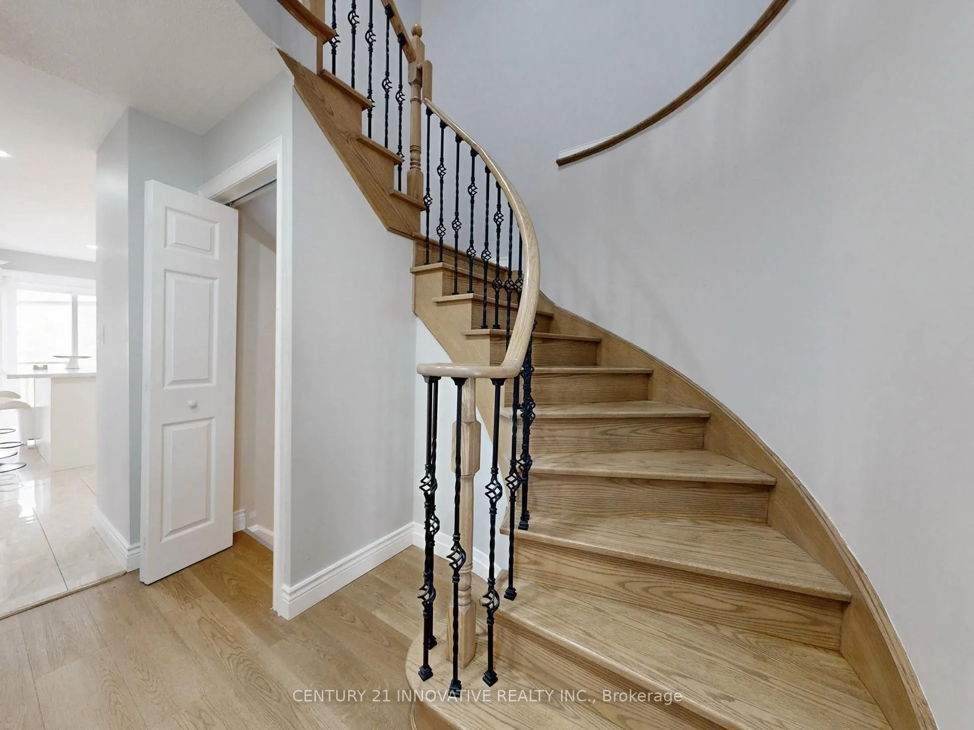 336 St Joan Of Arc Avenue