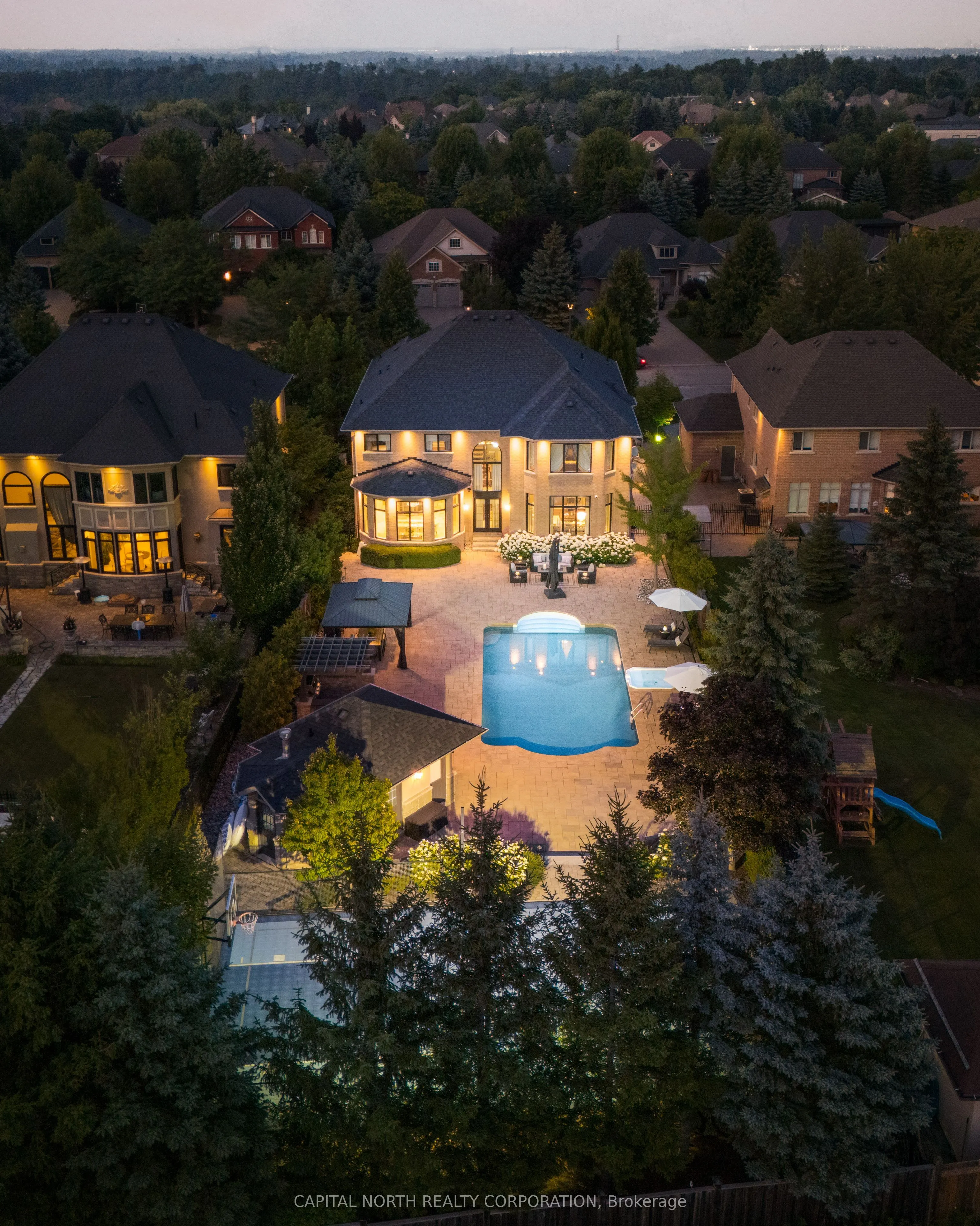 166 Weaver Court