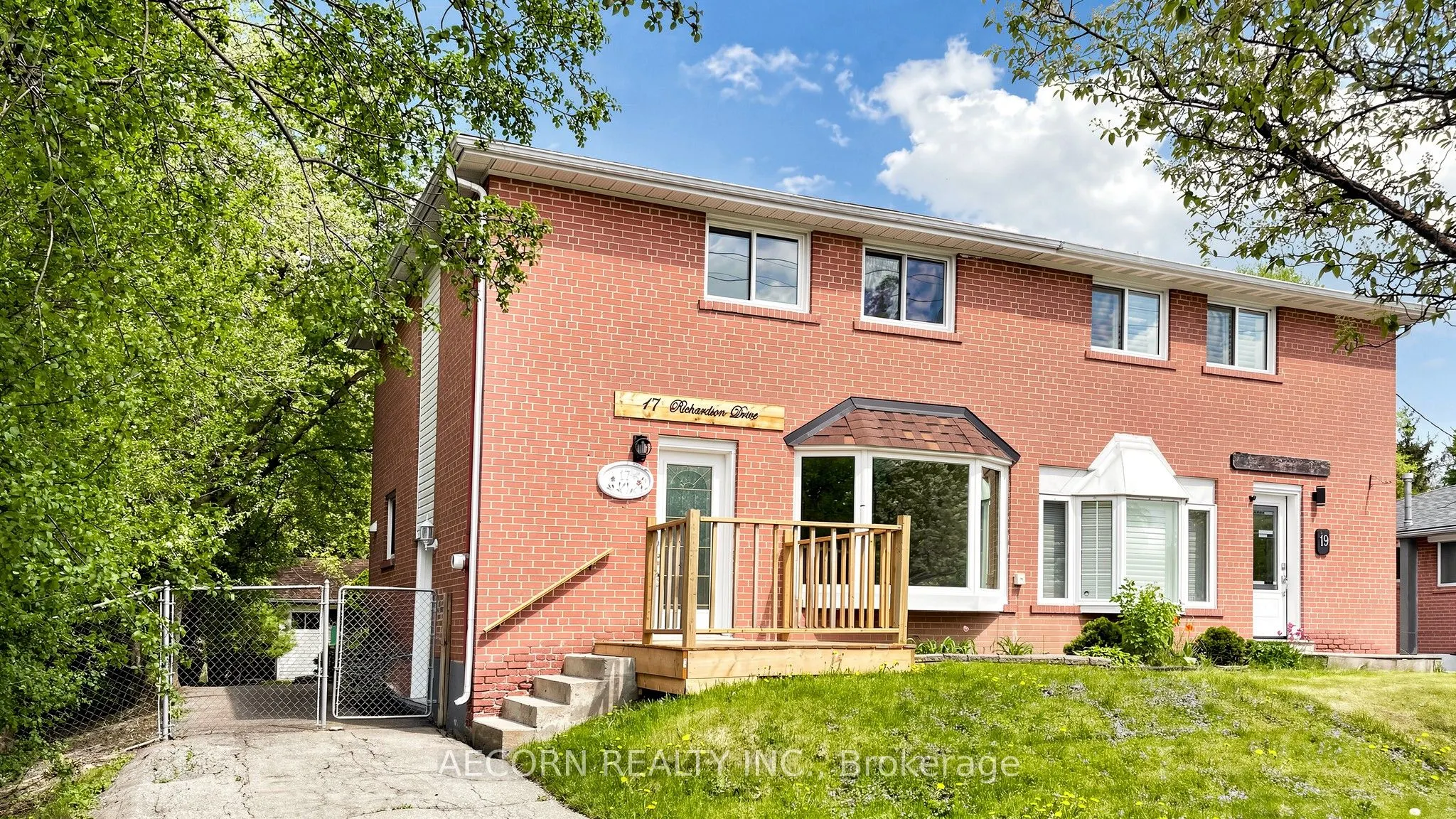 17 Richardson Drive