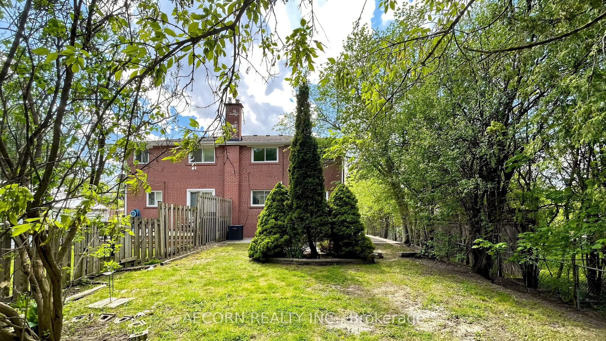 17 Richardson Drive