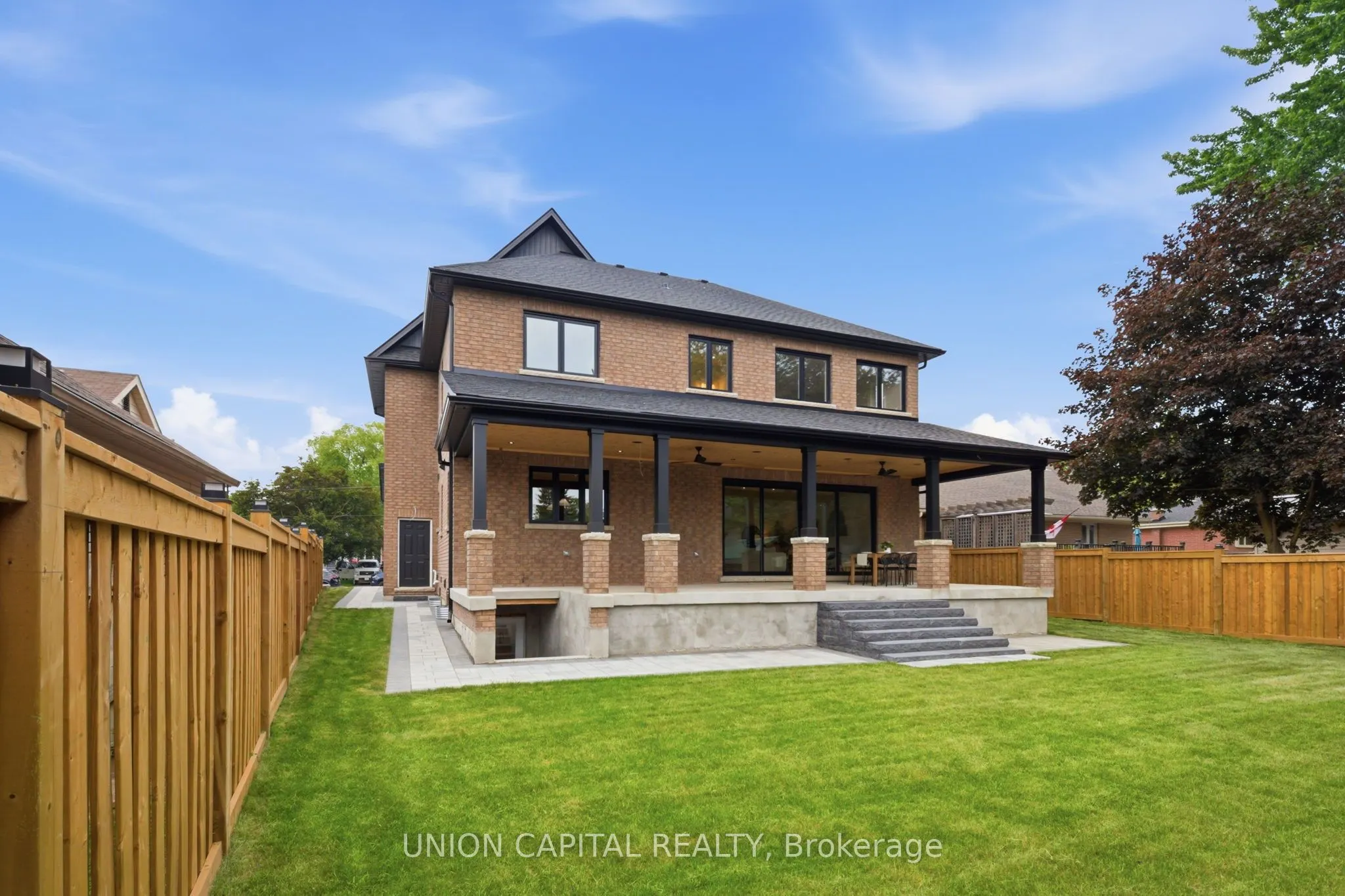 106 Hawthorn Avenue