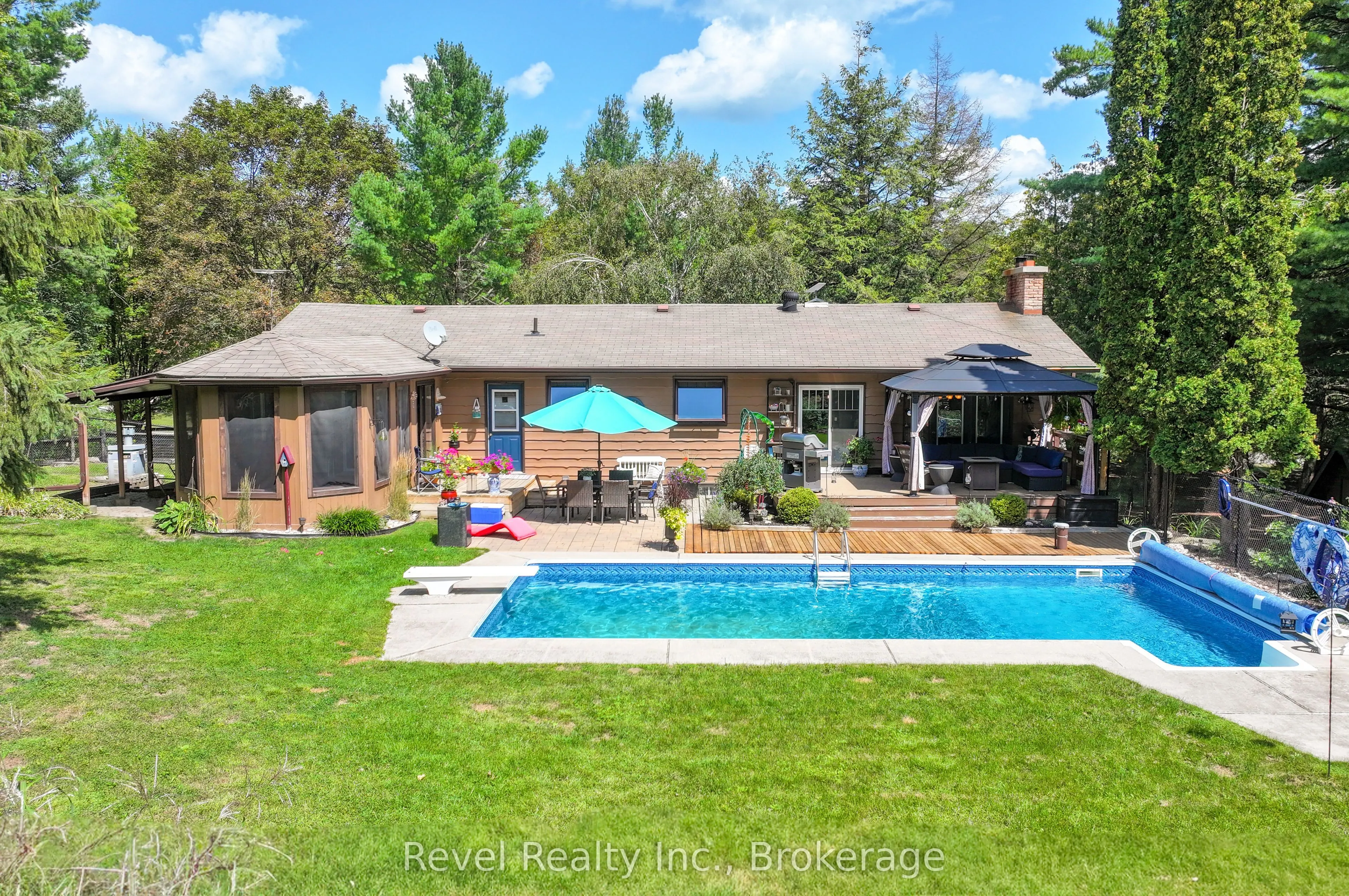 20 The Pines Lane