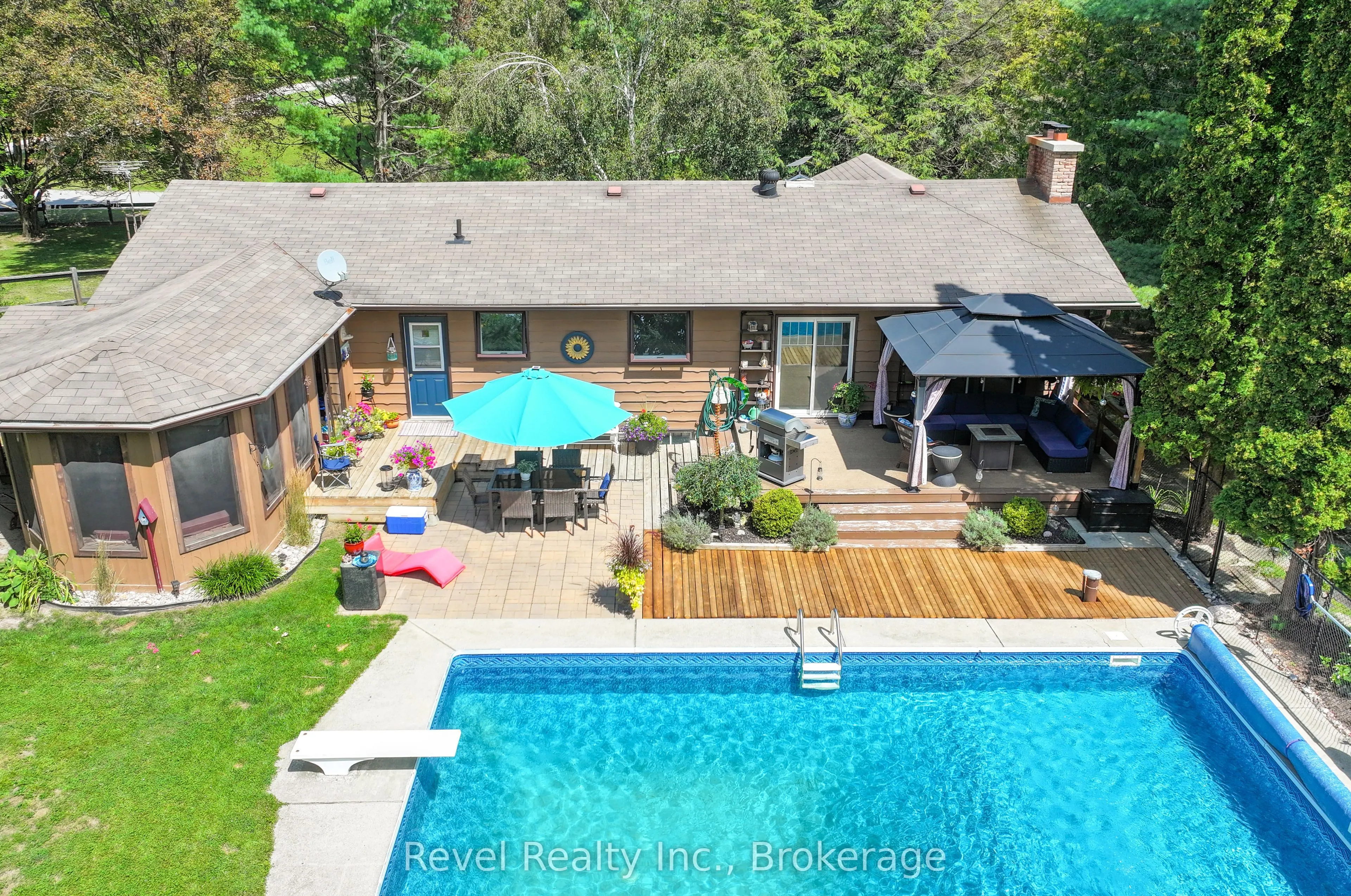 20 The Pines Lane