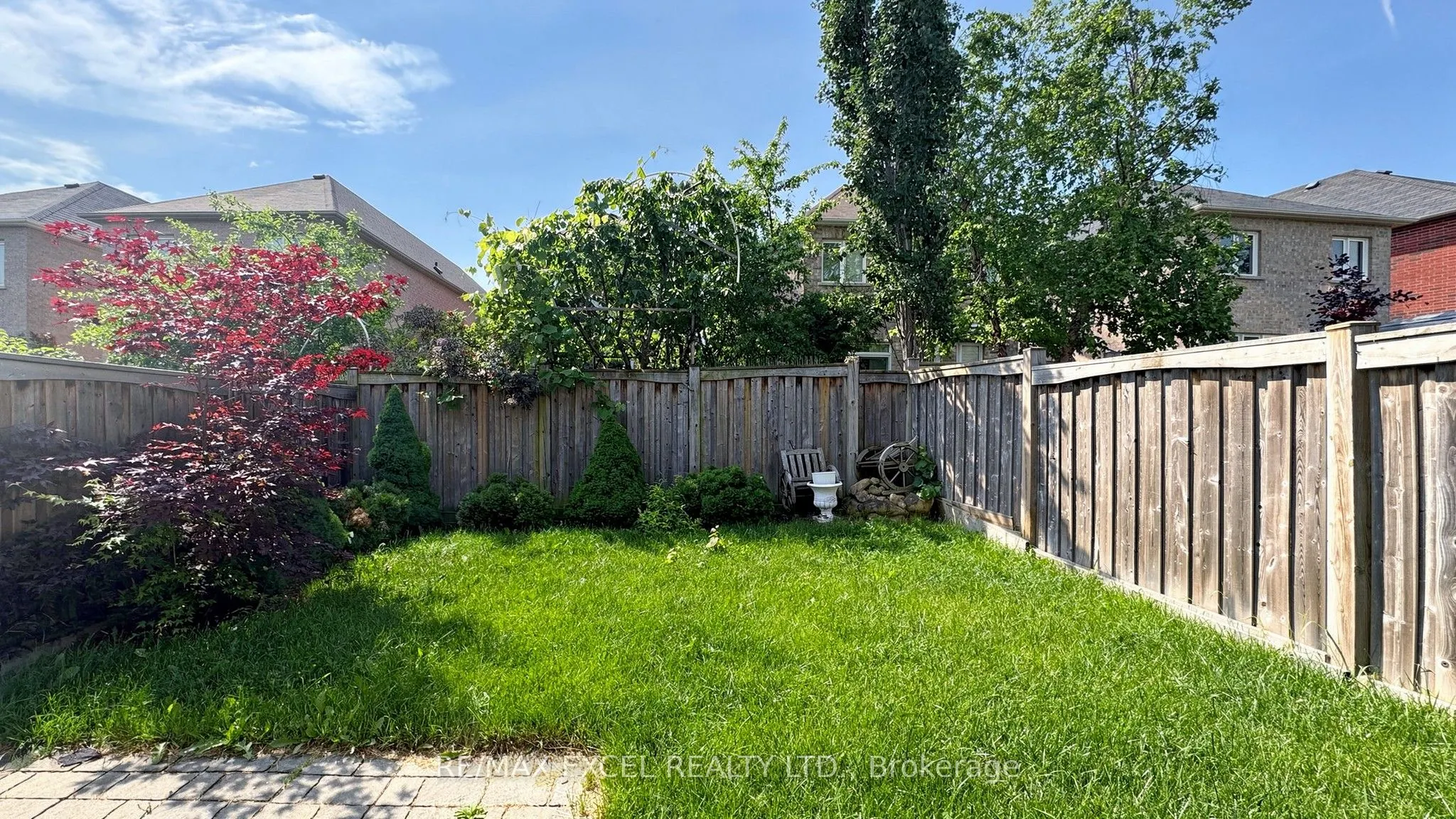 176 Sir Sanford Fleming Way