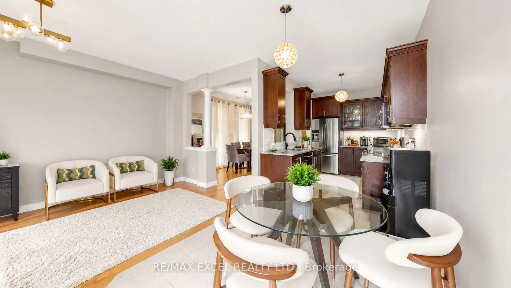 176 Sir Sanford Fleming Way