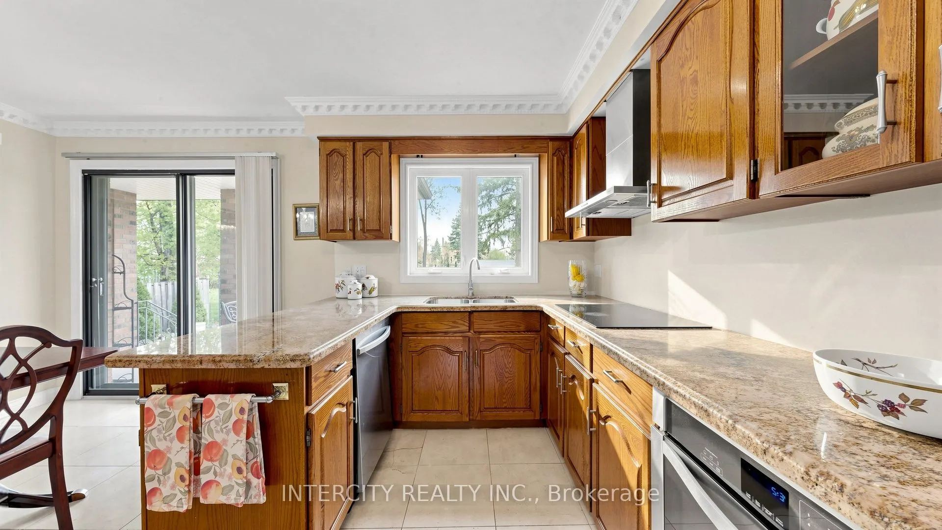 76 Spruce Avenue