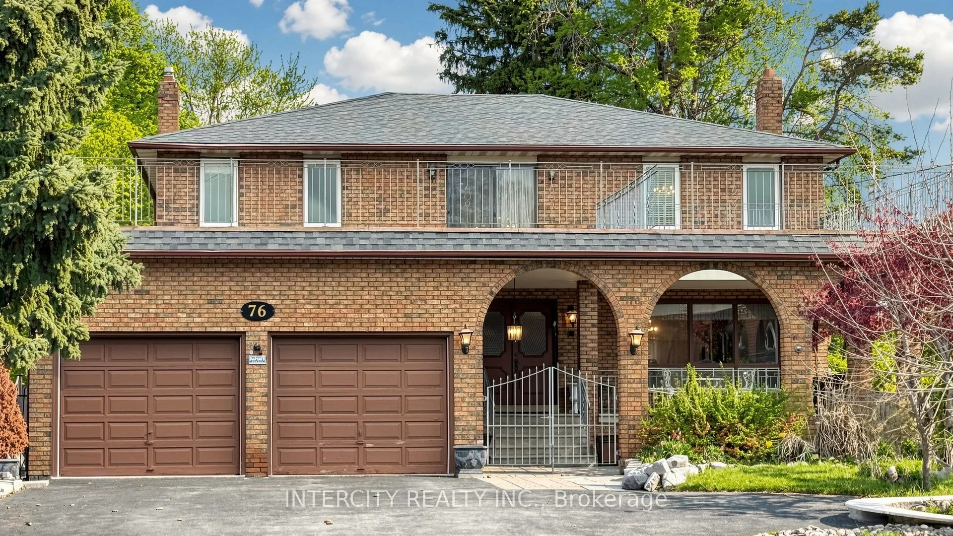 76 Spruce Avenue