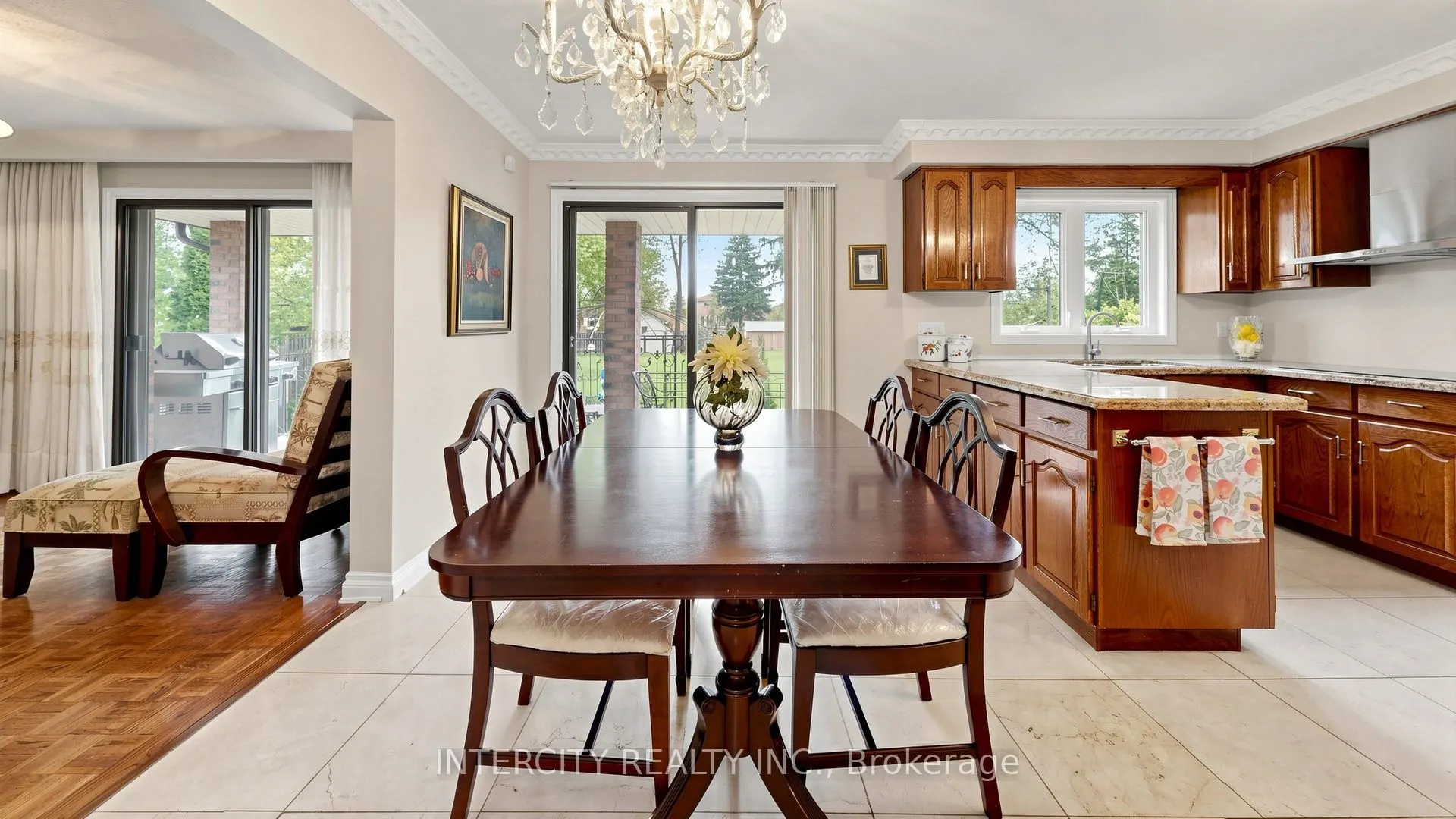 76 Spruce Avenue