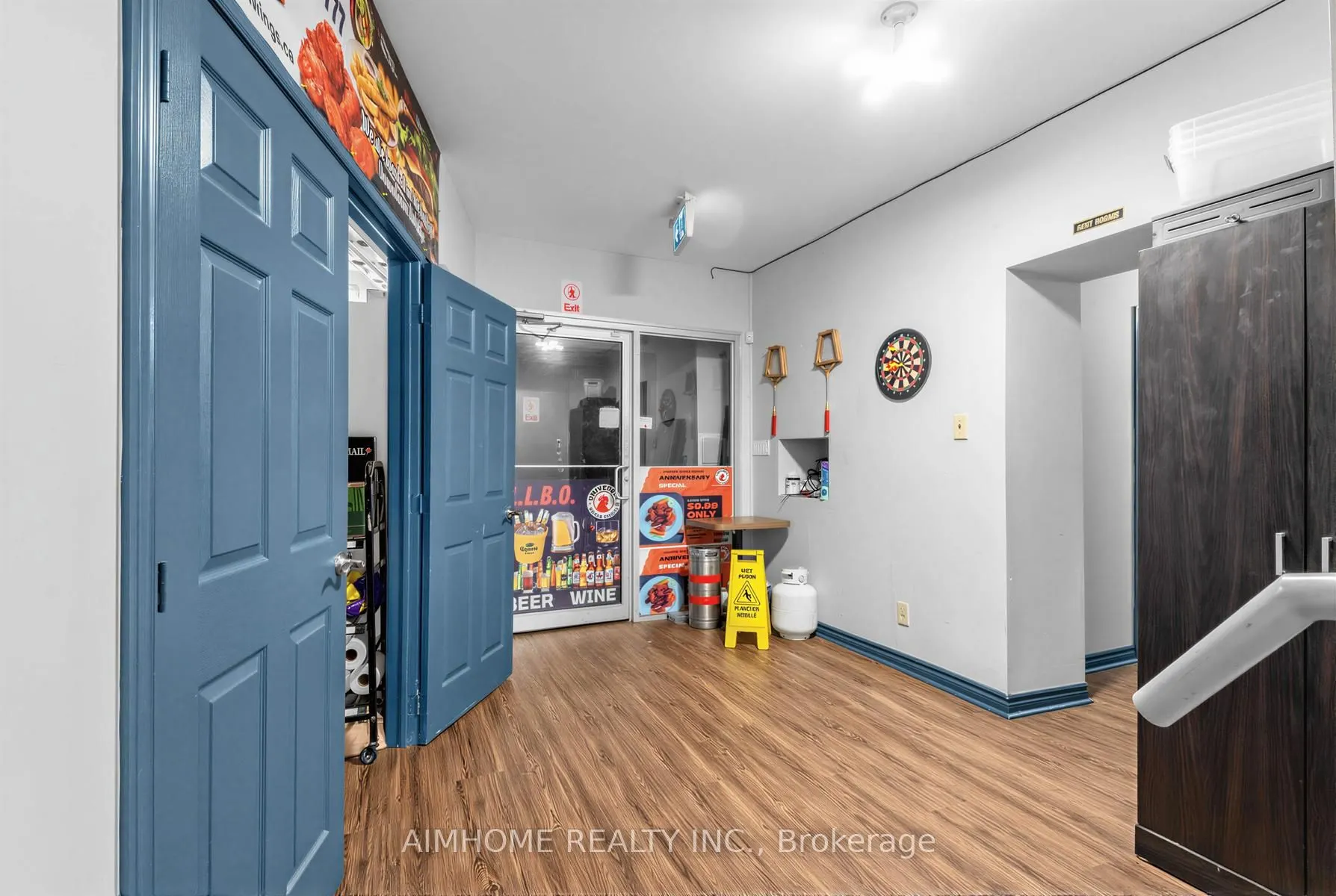 19-21 Brock Street W