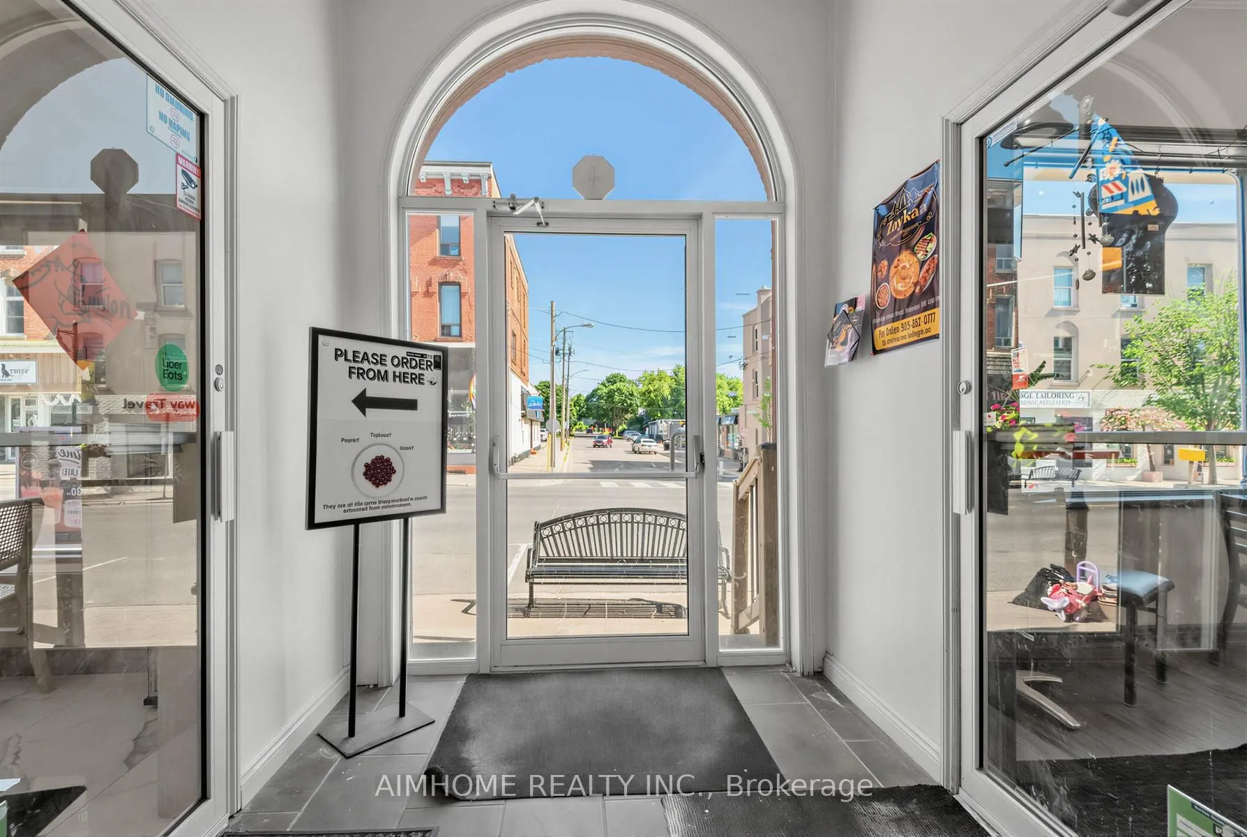 19-21 Brock Street W
