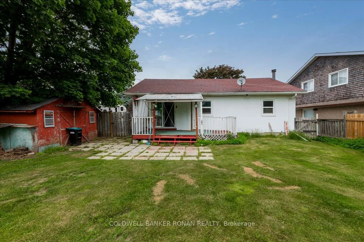 199 Tupper Street W
