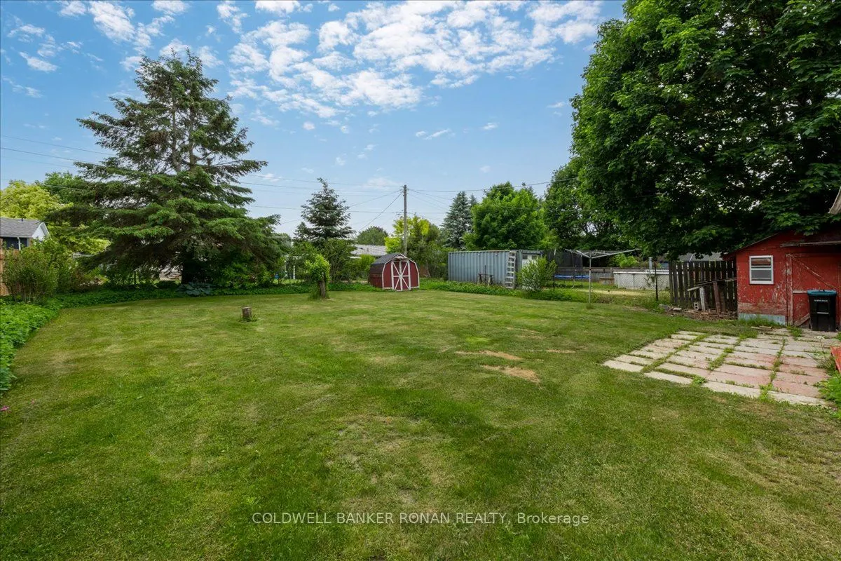 199 Tupper Street W