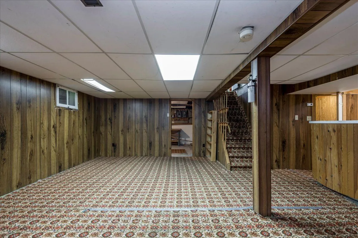 199 Tupper Street W