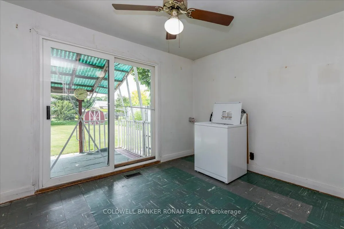 199 Tupper Street W