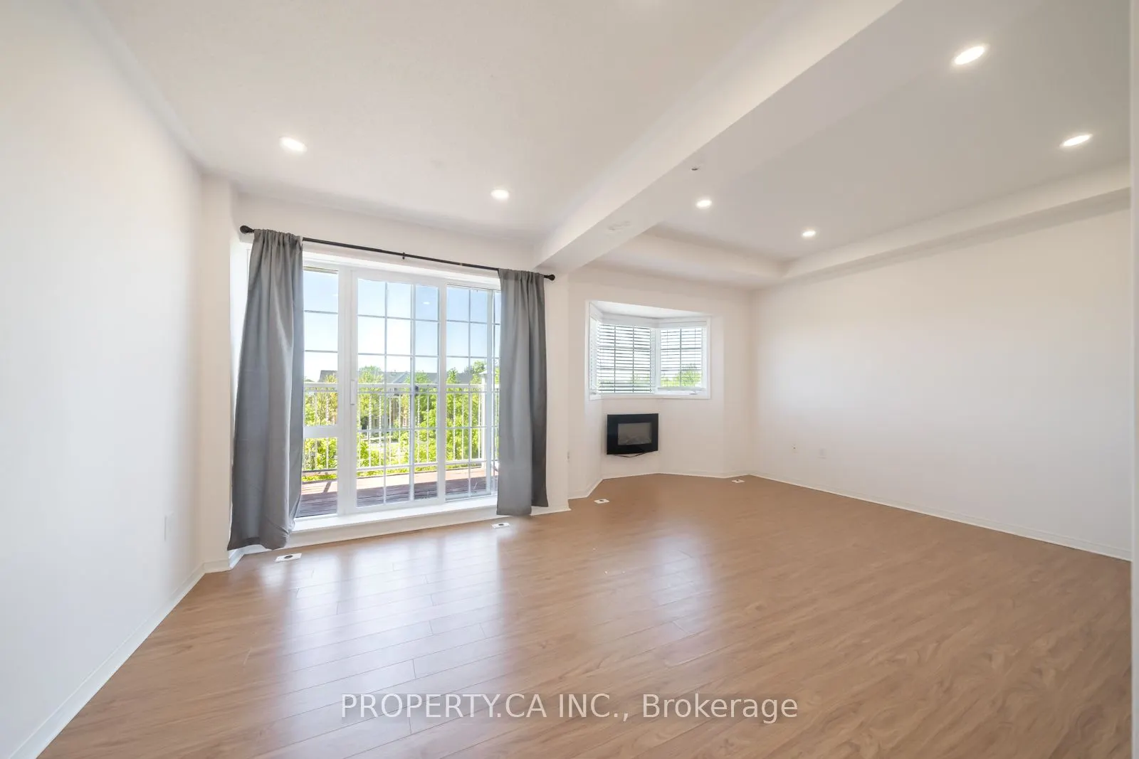 15 Cornell Meadows Avenue #A206