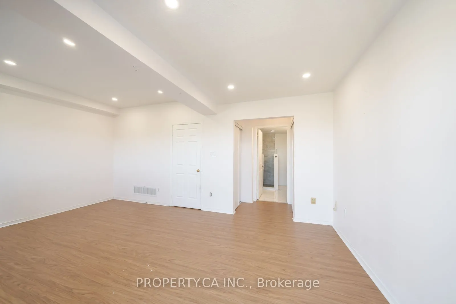 15 Cornell Meadows Avenue #A206