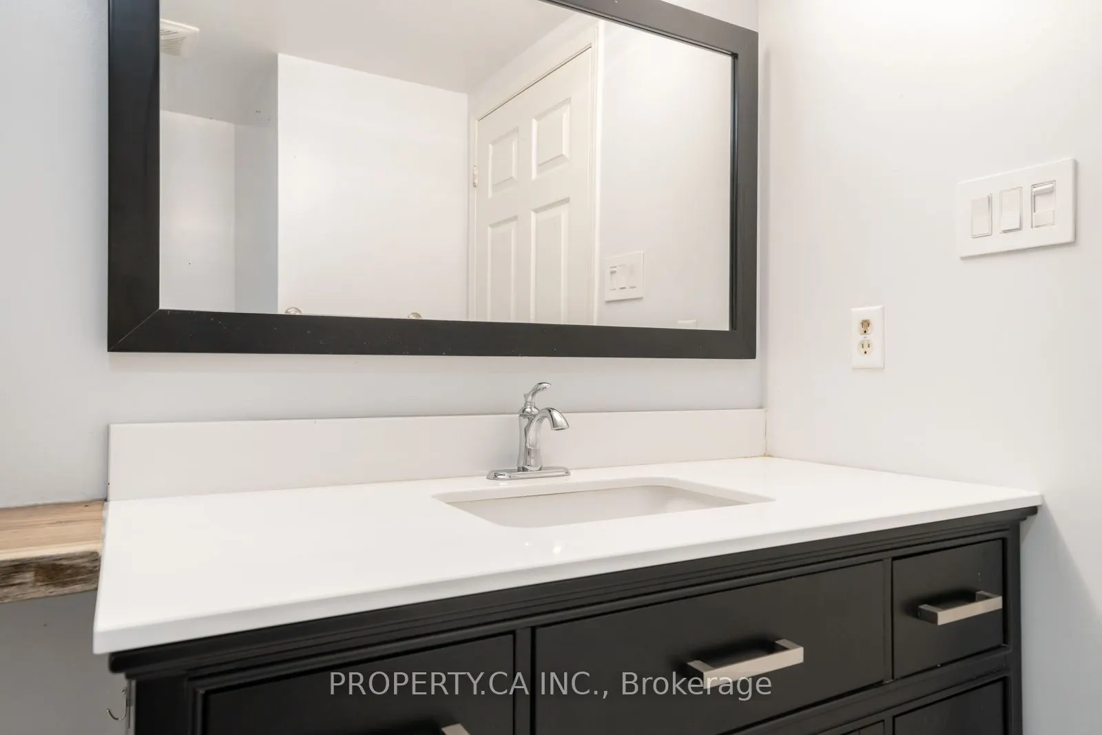 15 Cornell Meadows Avenue #A206