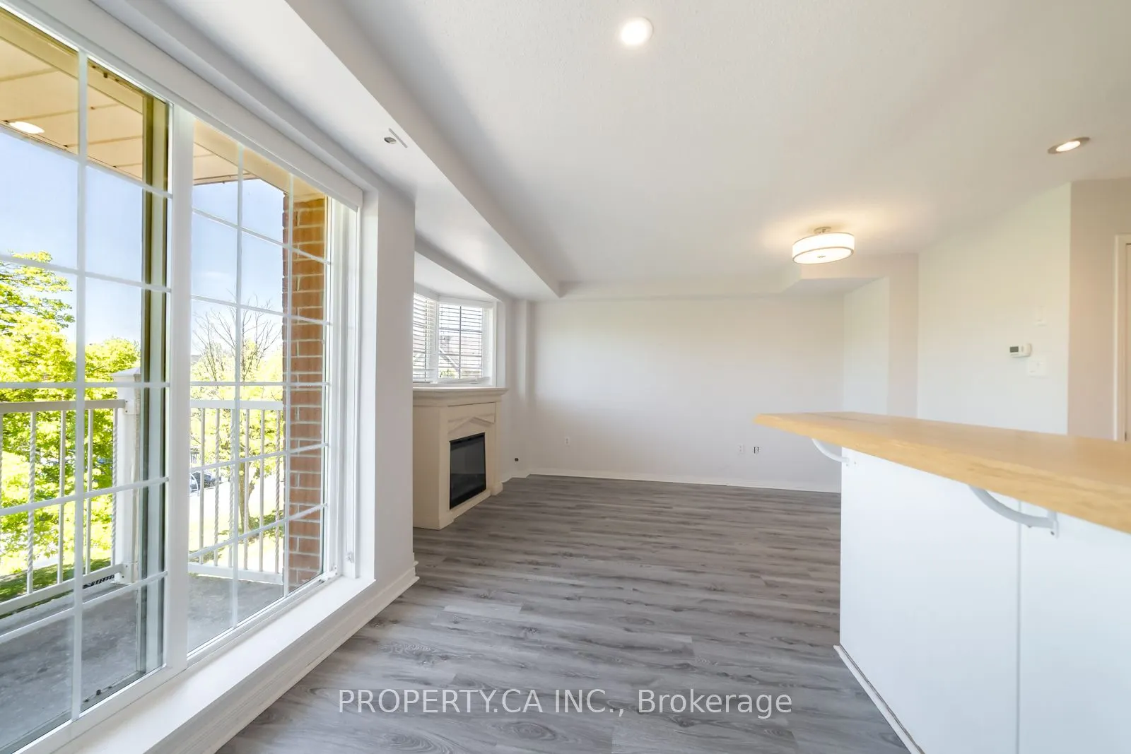 15 Cornell Meadows Avenue #A206
