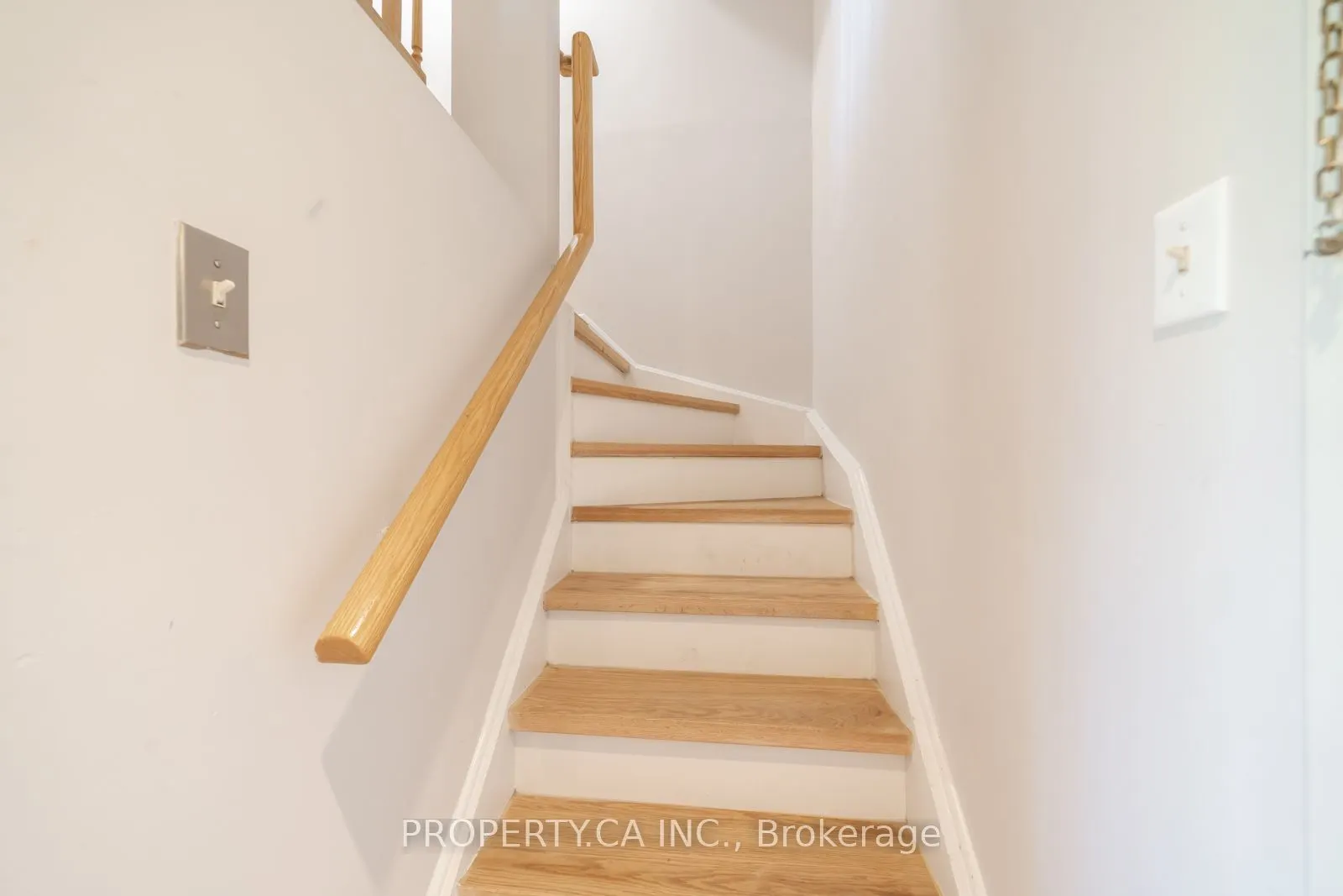 15 Cornell Meadows Avenue #A206