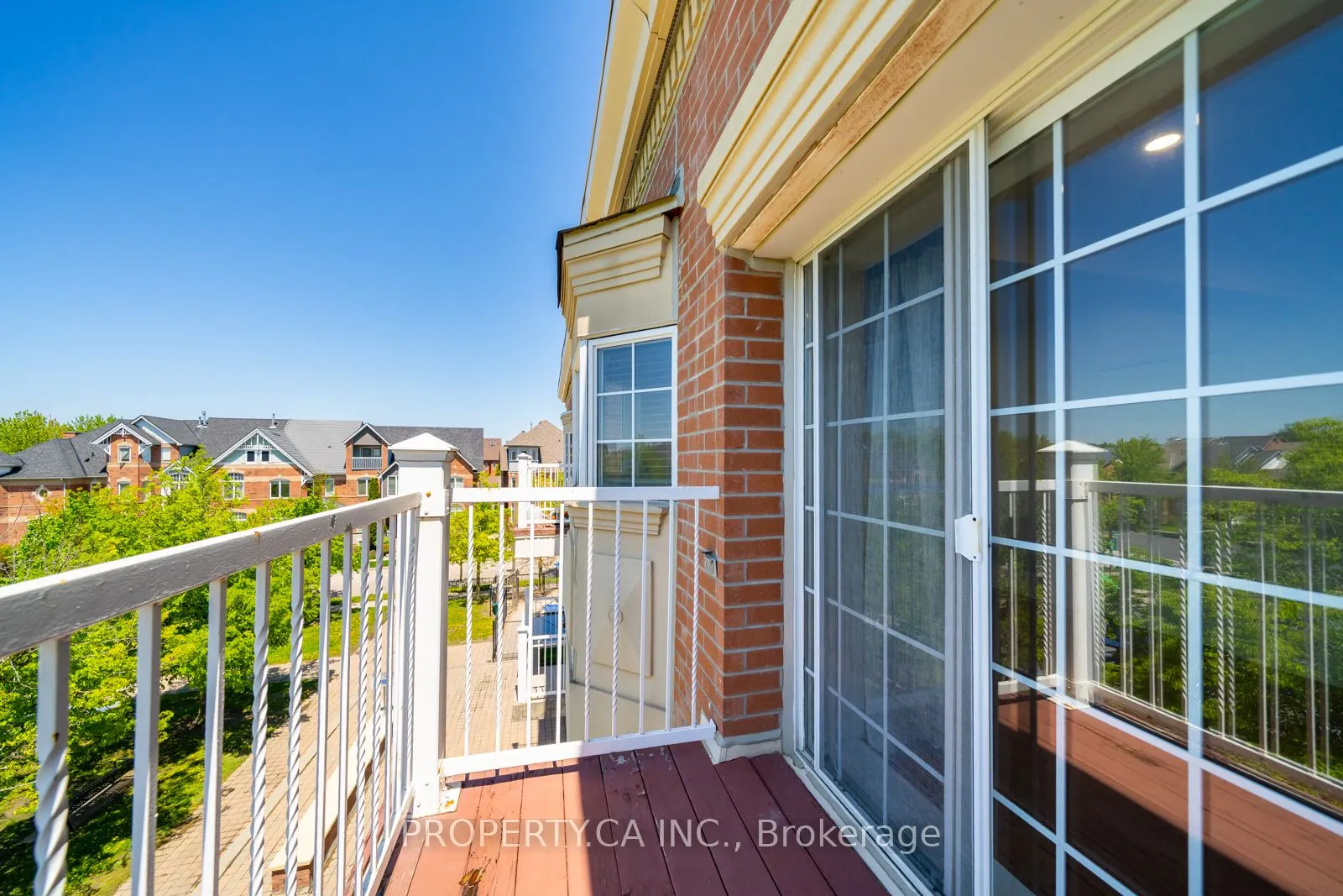 15 Cornell Meadows Avenue #A206
