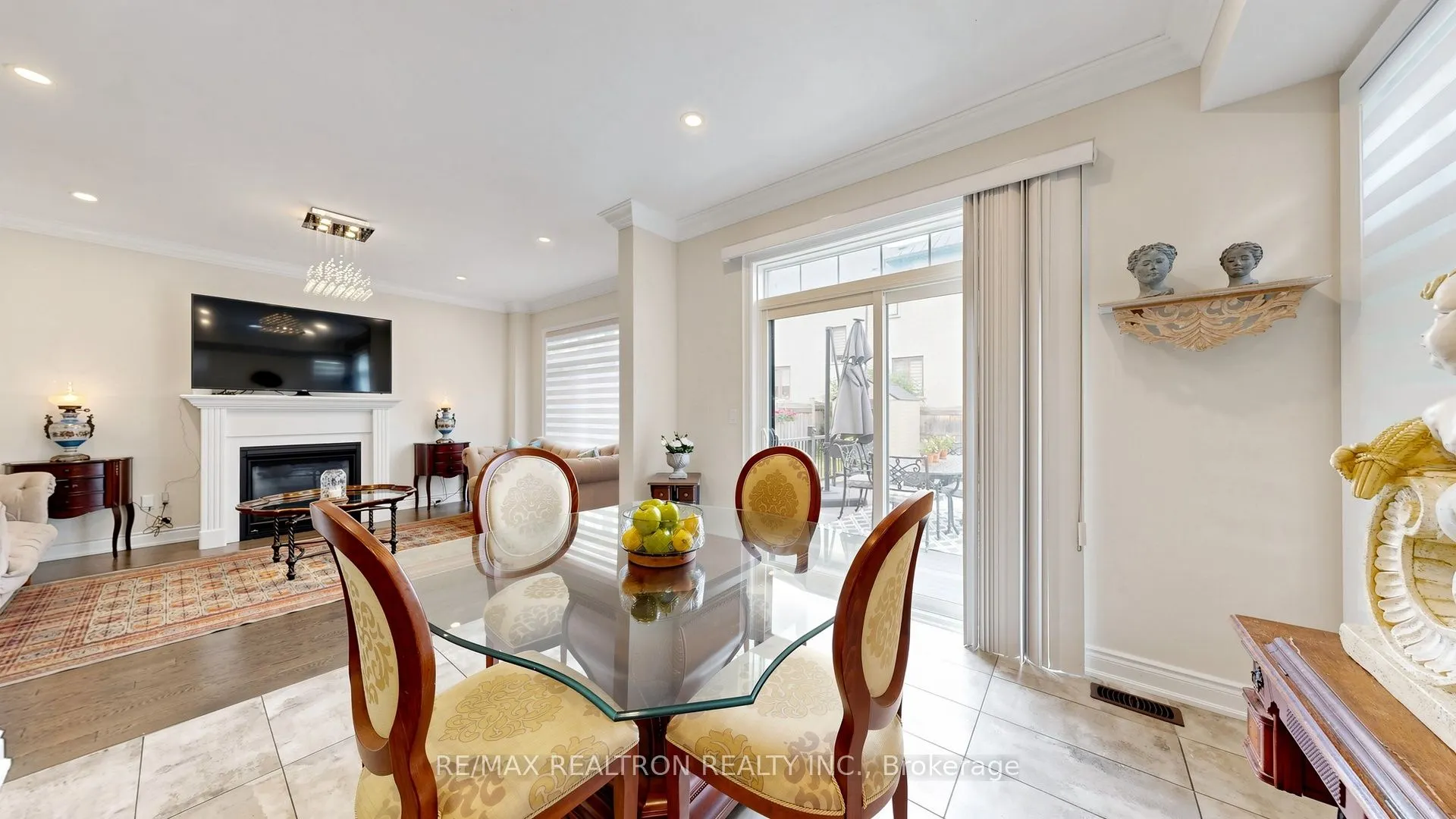 18 Ladder Crescent