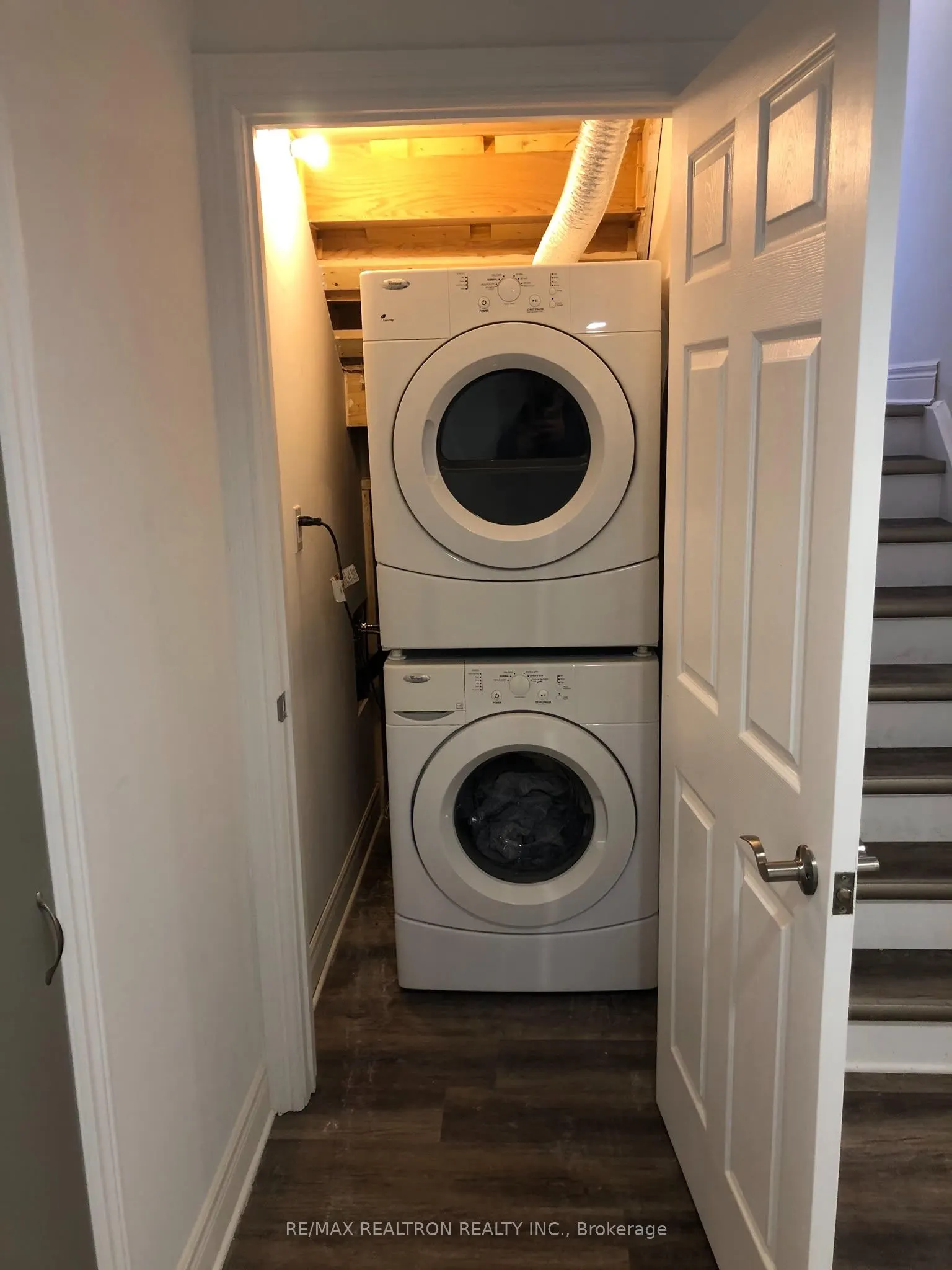 18 Ladder Crescent