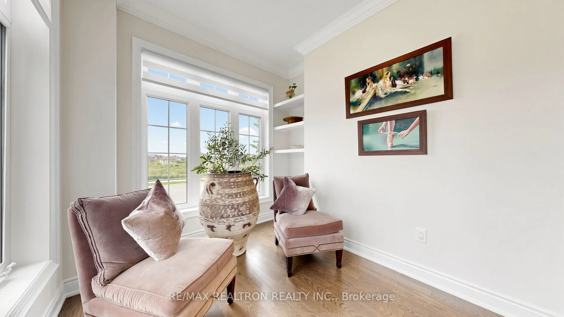 18 Ladder Crescent