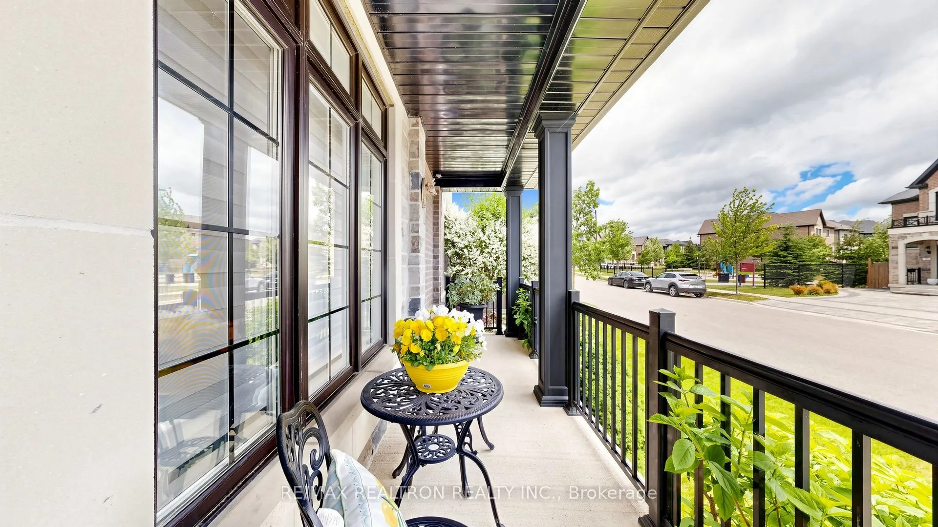 18 Ladder Crescent