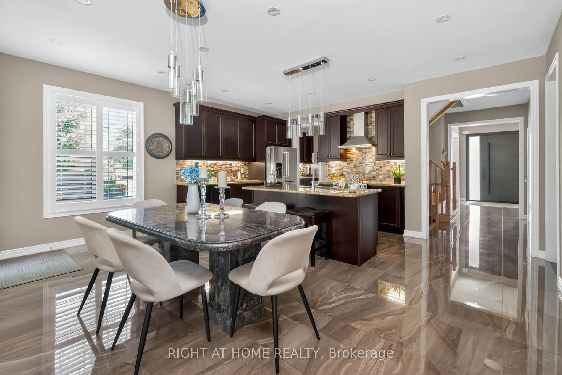 80 Sharpe Crescent