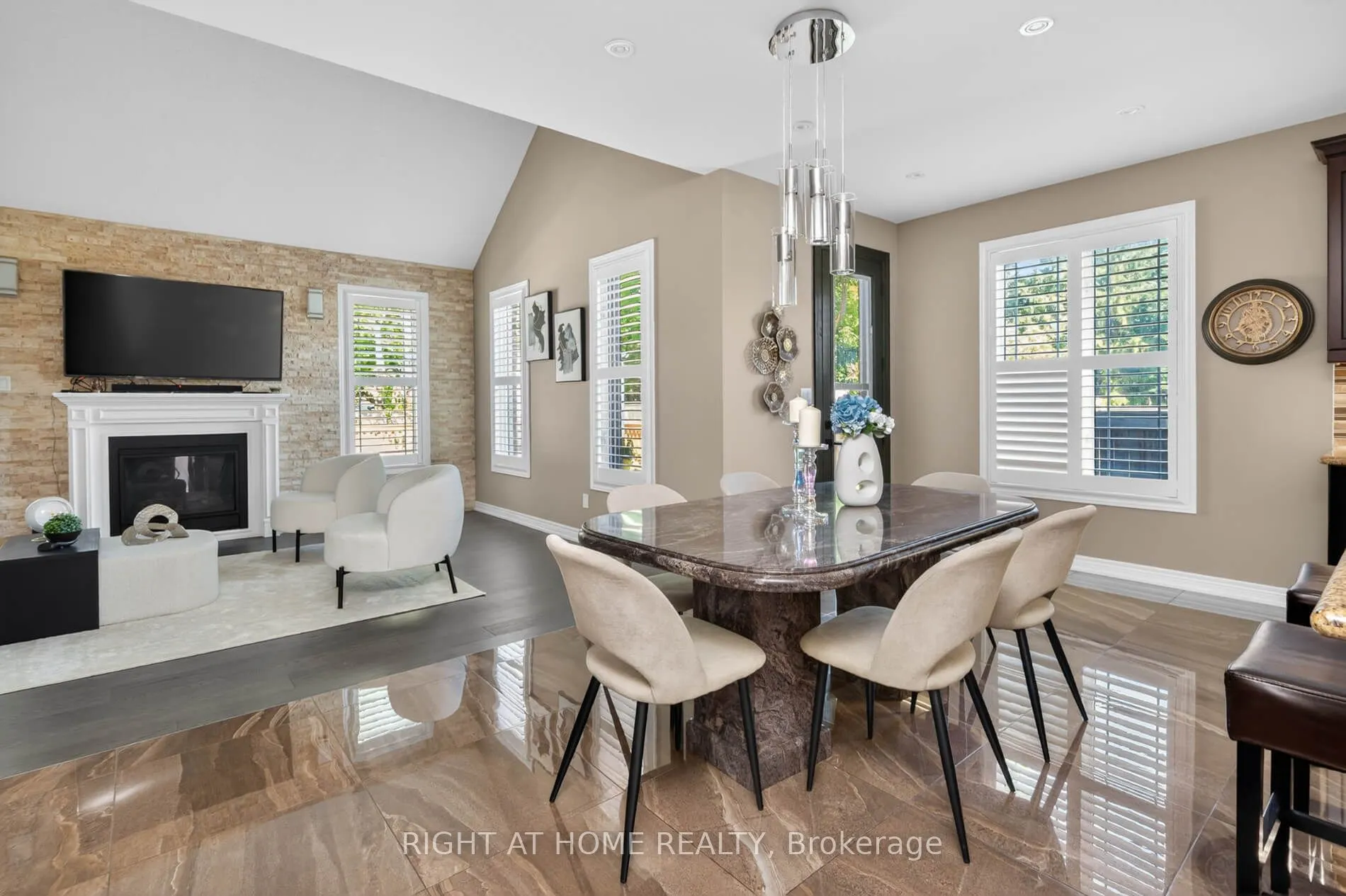 80 Sharpe Crescent