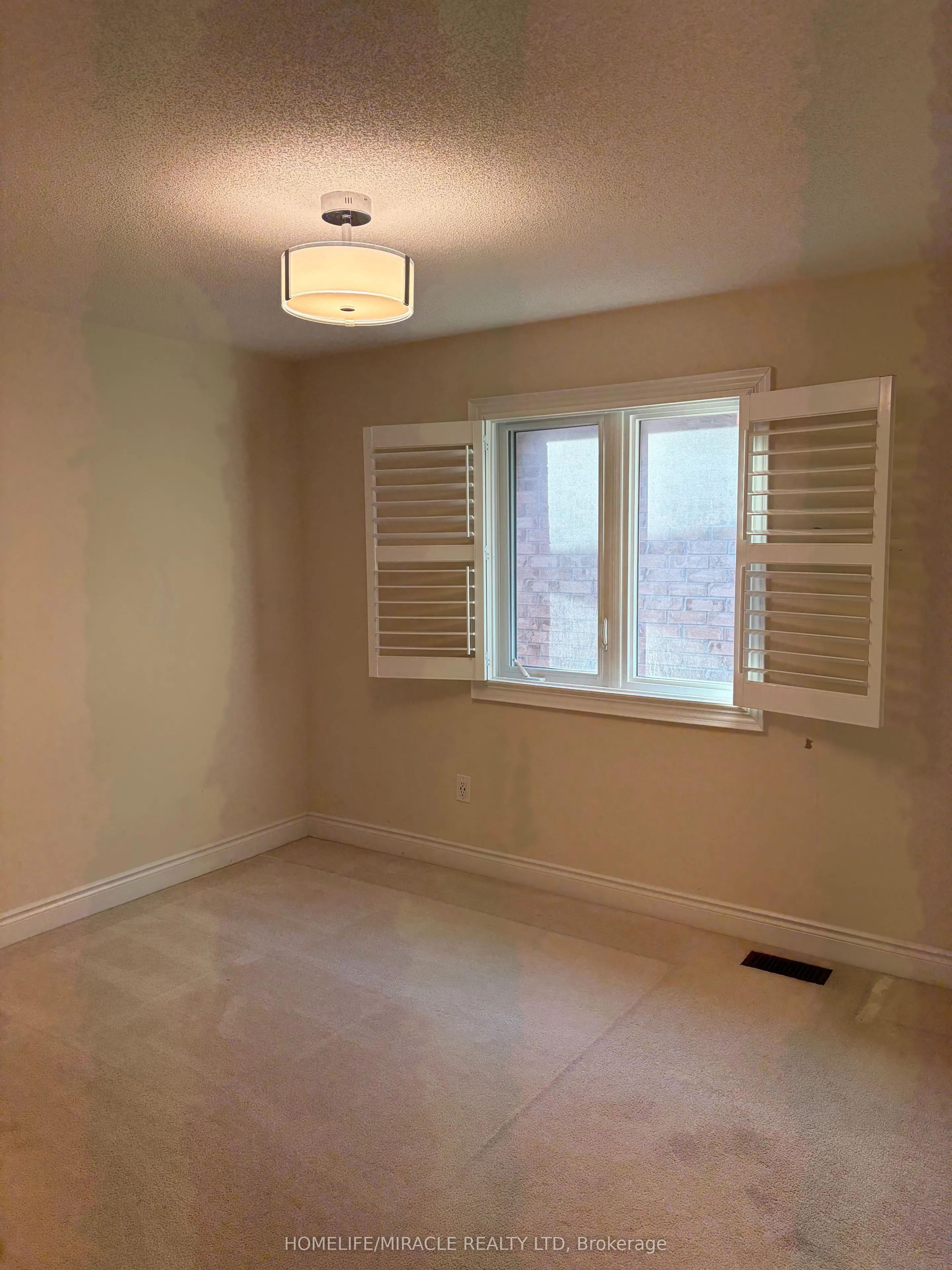 148 Milby Crescent
